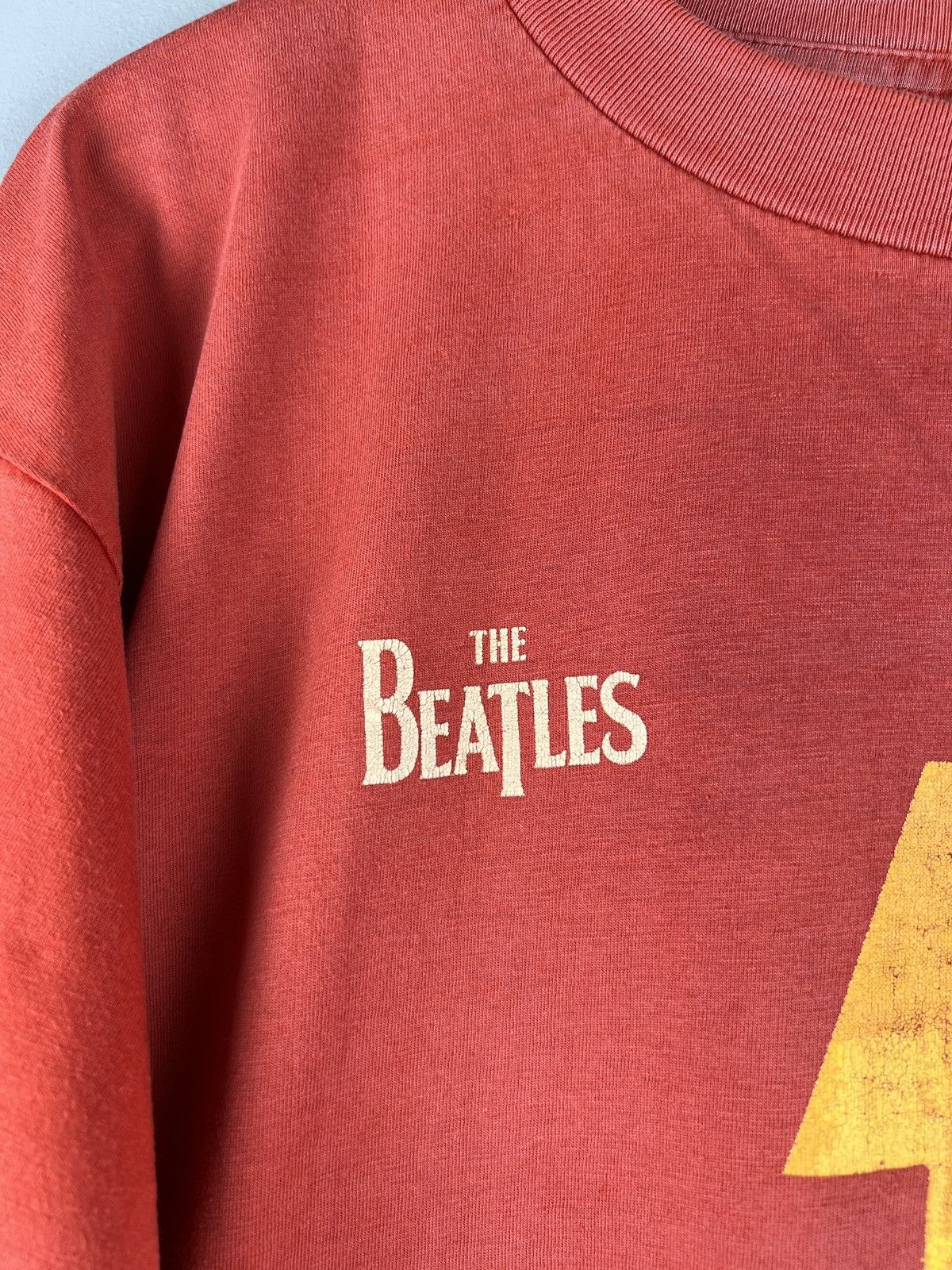 Band Tees Vintage 2000 The Beatles 1 ONE tour tee red faded tee Size US XL / EU 56 / 4 - 2 Thumbnail