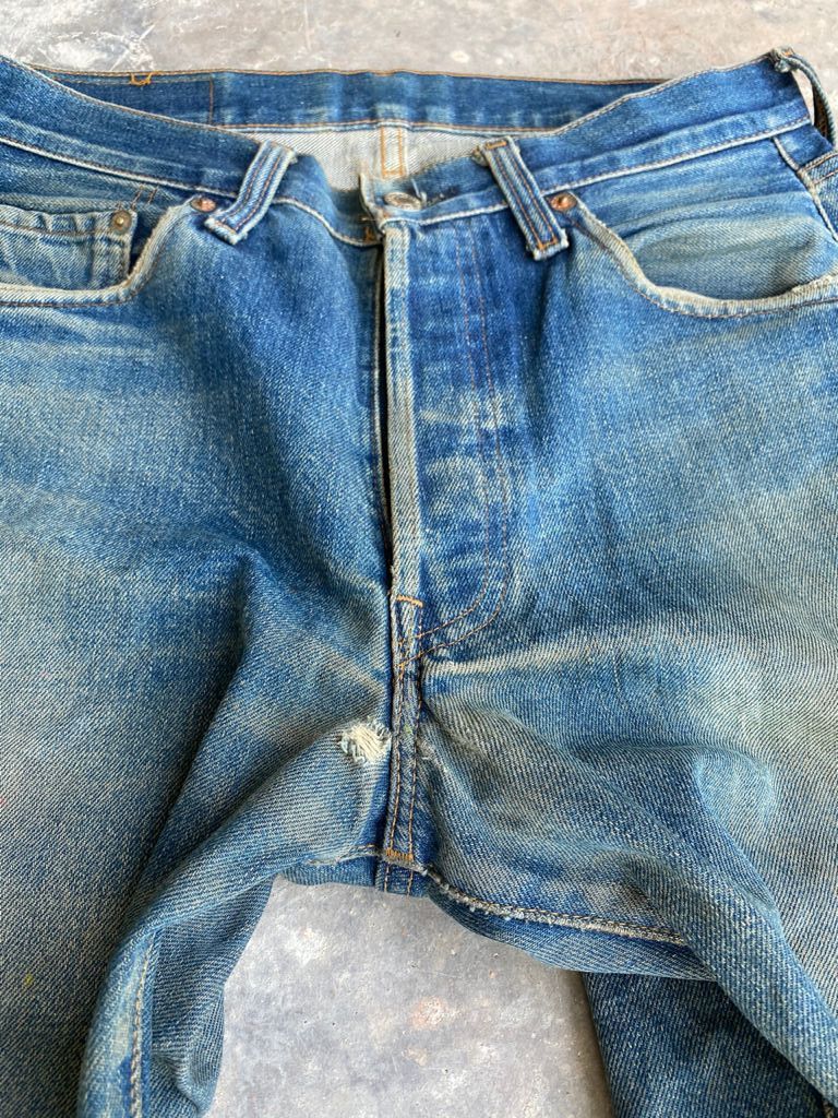 Levi's × Levi's Vintage Clothing Levis 501 Vintage big E Redline Dirty Distressed Denim Size US 29 - 7 Thumbnail