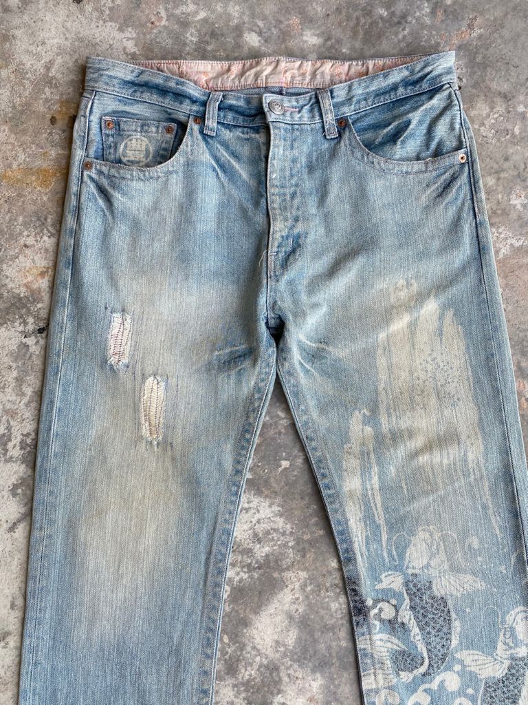 Japanese Brand RARE🔥Vintage Japanese Printed Jeans Light Wash Distressed Size US 36 / EU 52 - 3 Thumbnail
