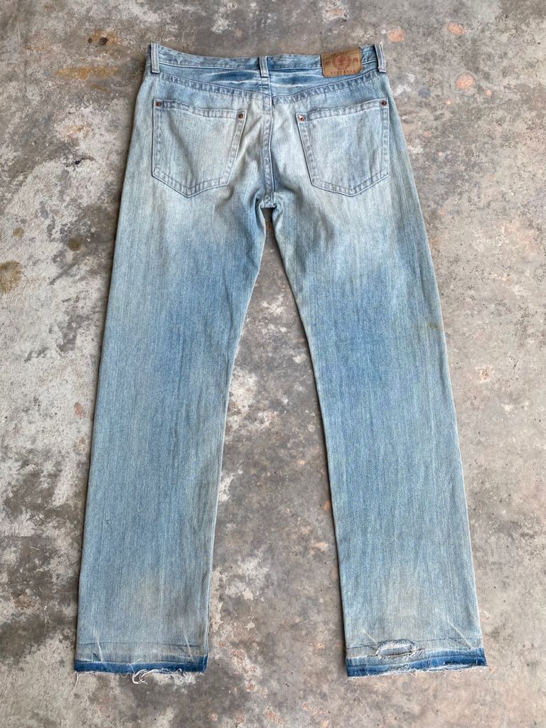 Japanese Brand RARE🔥Vintage Japanese Printed Jeans Light Wash Distressed Size US 36 / EU 52 - 2 Thumbnail