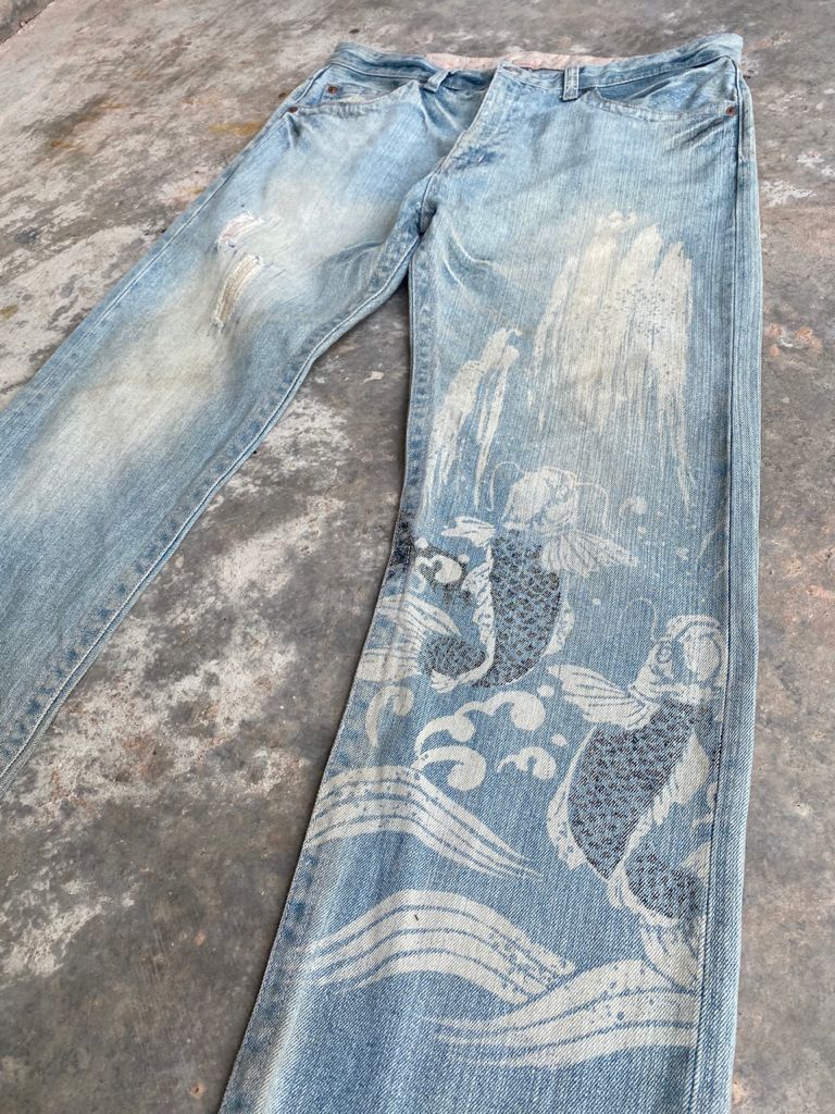 Japanese Brand RARE🔥Vintage Japanese Printed Jeans Light Wash Distressed Size US 36 / EU 52 - 4 Thumbnail