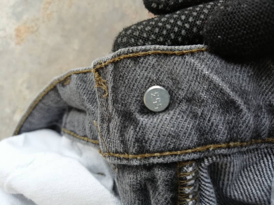Levi's RARE🔥90's Light Black Wash Vintage Levi's 505 Jeans 29x30 Size US 29 - 8 Thumbnail