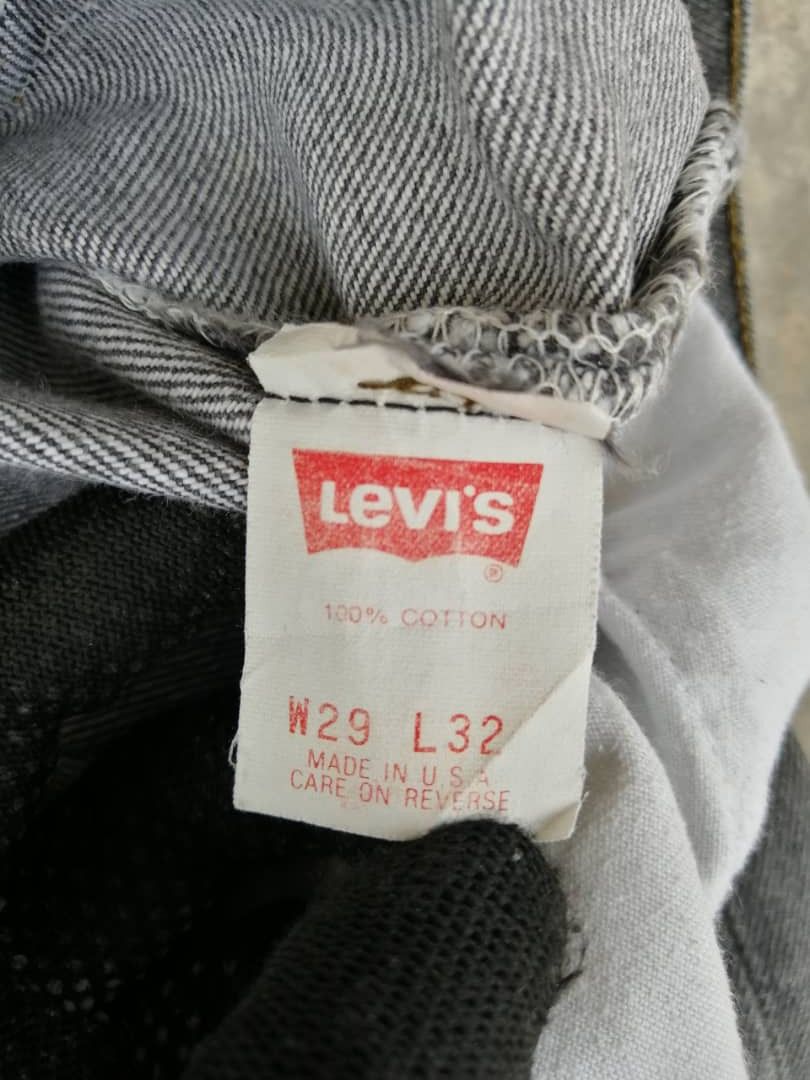 Levi's RARE🔥90's Light Black Wash Vintage Levi's 505 Jeans 29x30 Size US 29 - 9 Thumbnail