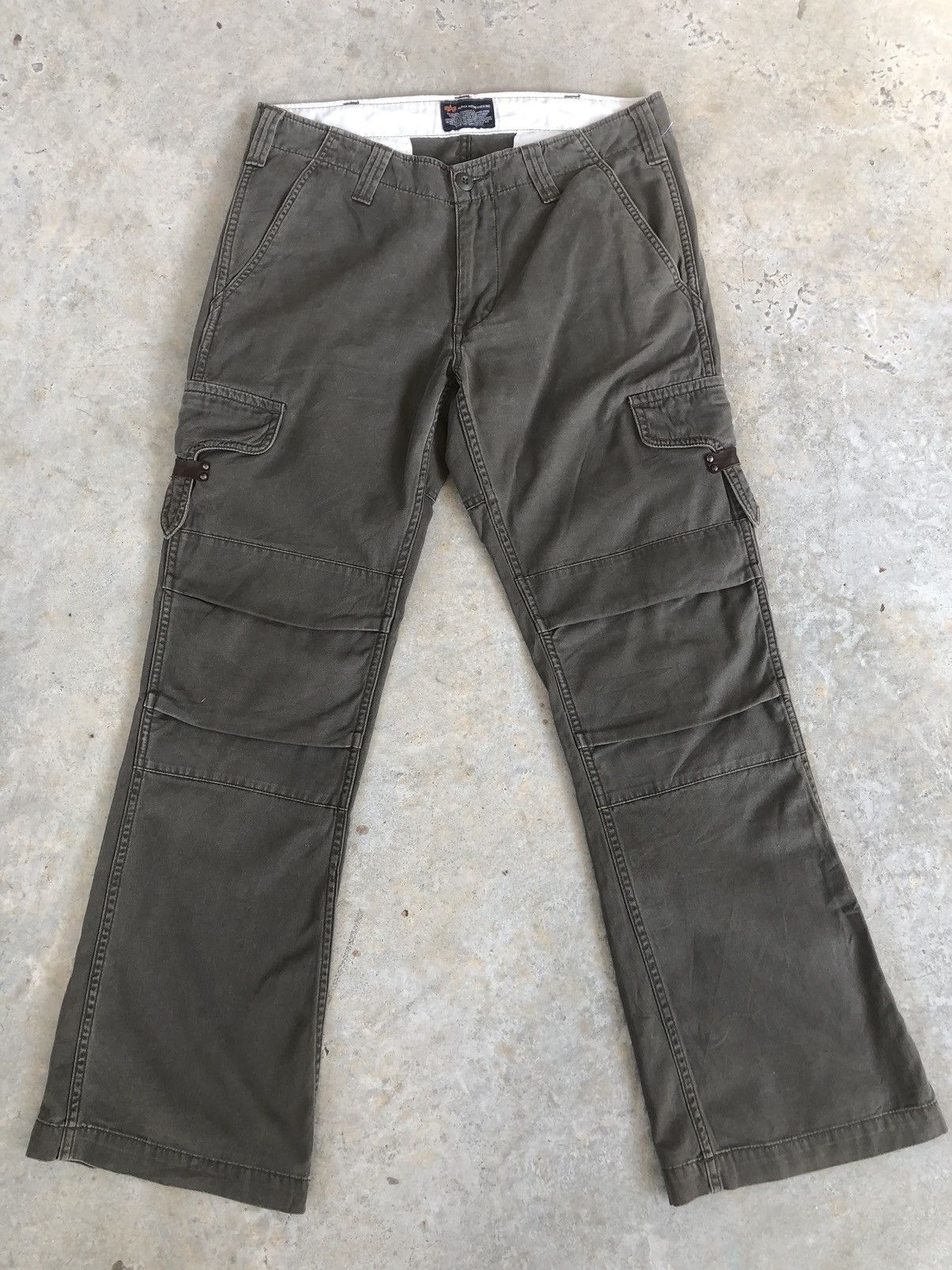 If Six Was Nine Alpha Industries Flare Pants Cargo Pants Multipocket Size US 33 - 1 Thumbnail