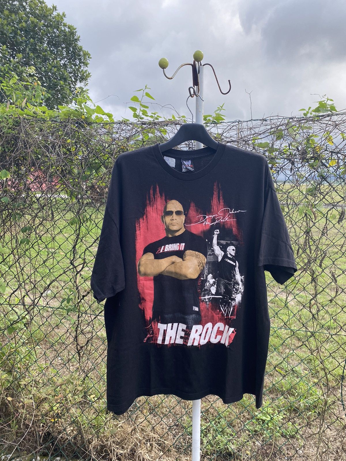 Vintage × WWE Vtg Dwayne Johnson The Rock WWE Tshirt Size US XXL / EU 58 / 5 - 1 Thumbnail
