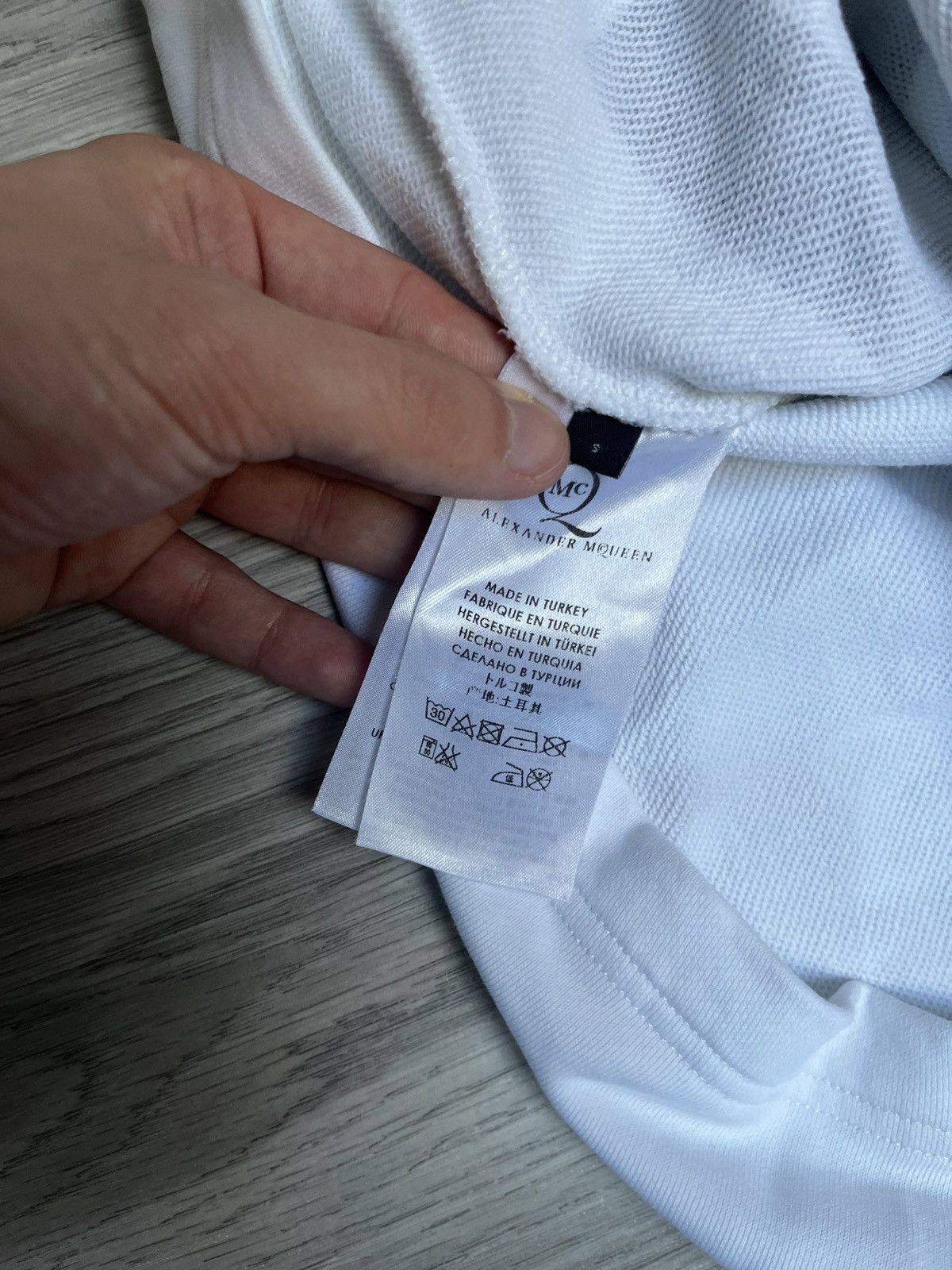 Alexander McQueen Alexander McQueen boxy fit crewneck sweatshirt with logo Size US S / EU 44-46 / 1 - 4 Thumbnail