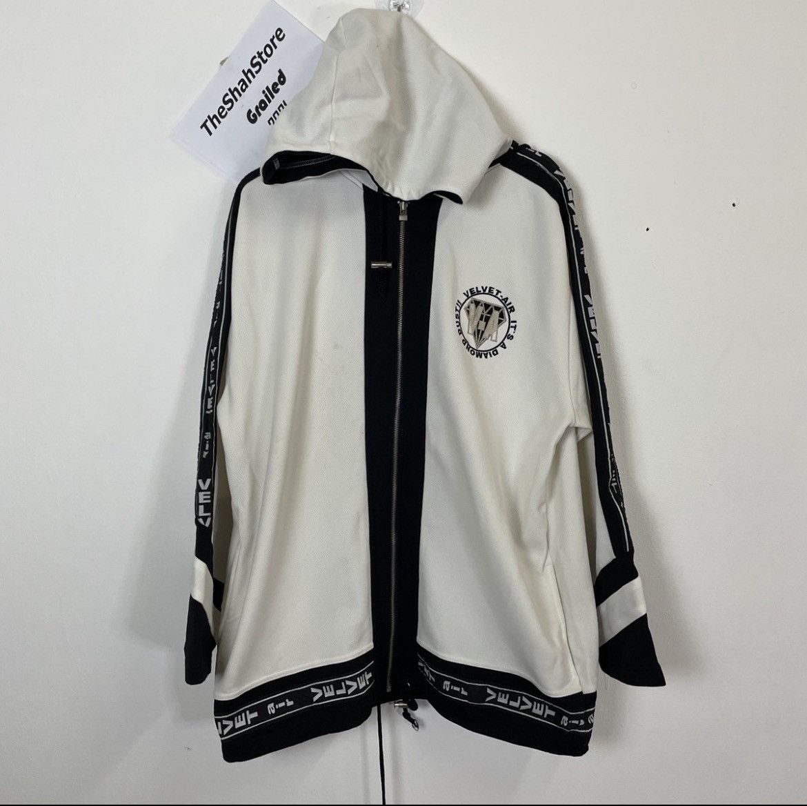 Velvet Vintage Velvet Air Big Logo Hoodies Jacket Size US XL / EU 56 / 4 - 9 Thumbnail