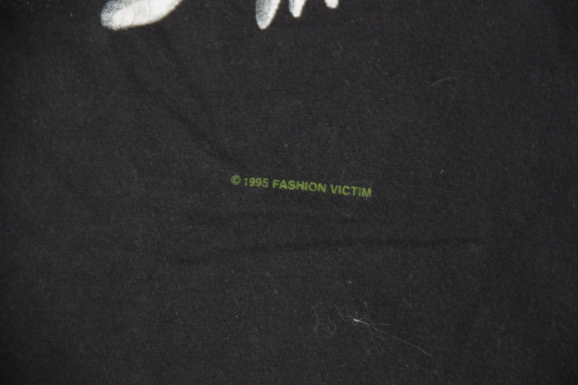 Fashion Victim Vintage 👽 90s 1995 Fashion Victim Alien Tee Size US XL / EU 56 / 4 - 3 Thumbnail
