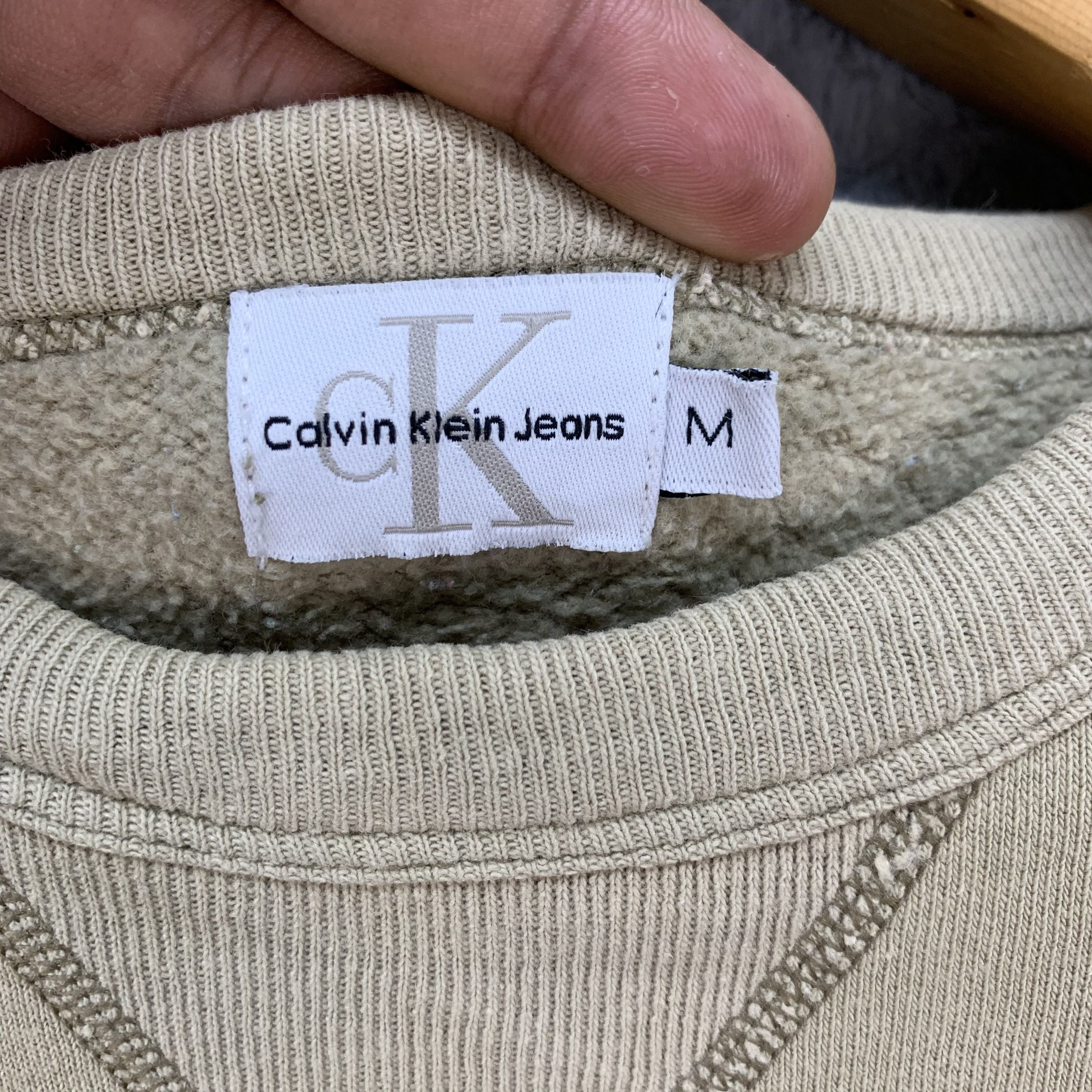 Calvin Klein Vintage Calvin Klein Big Logo Sweatshirts #4253-147 Size US M / EU 48-50 / 2 - 7 Thumbnail