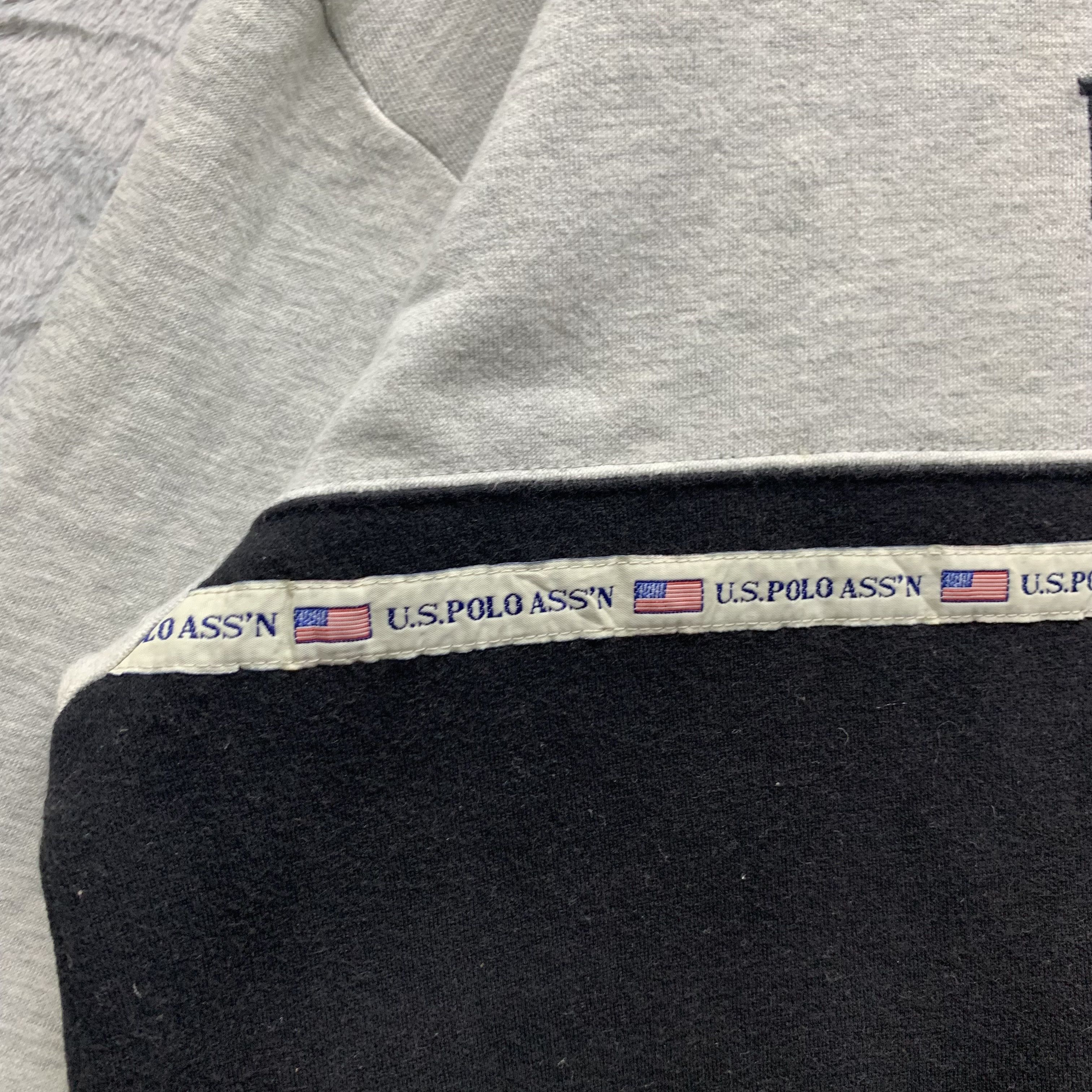 U.S. Polo Assn. U.S. Polo Assn. Big Logo Colorblock Sweatshirts #4342-150 Size US L / EU 52-54 / 3 - 4 Thumbnail
