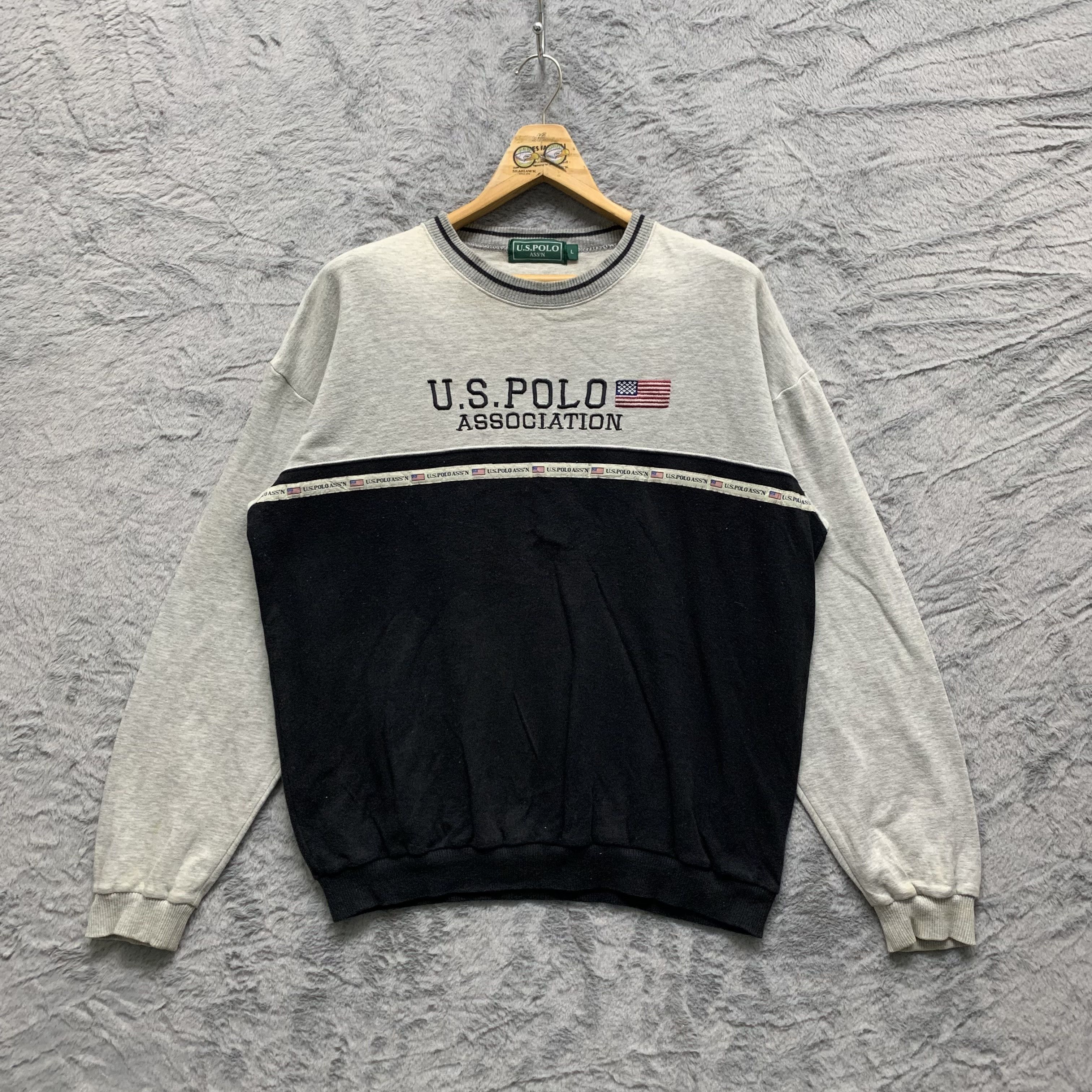 U.S. Polo Assn. U.S. Polo Assn. Big Logo Colorblock Sweatshirts #4342-150 Size US L / EU 52-54 / 3 - 1 Thumbnail