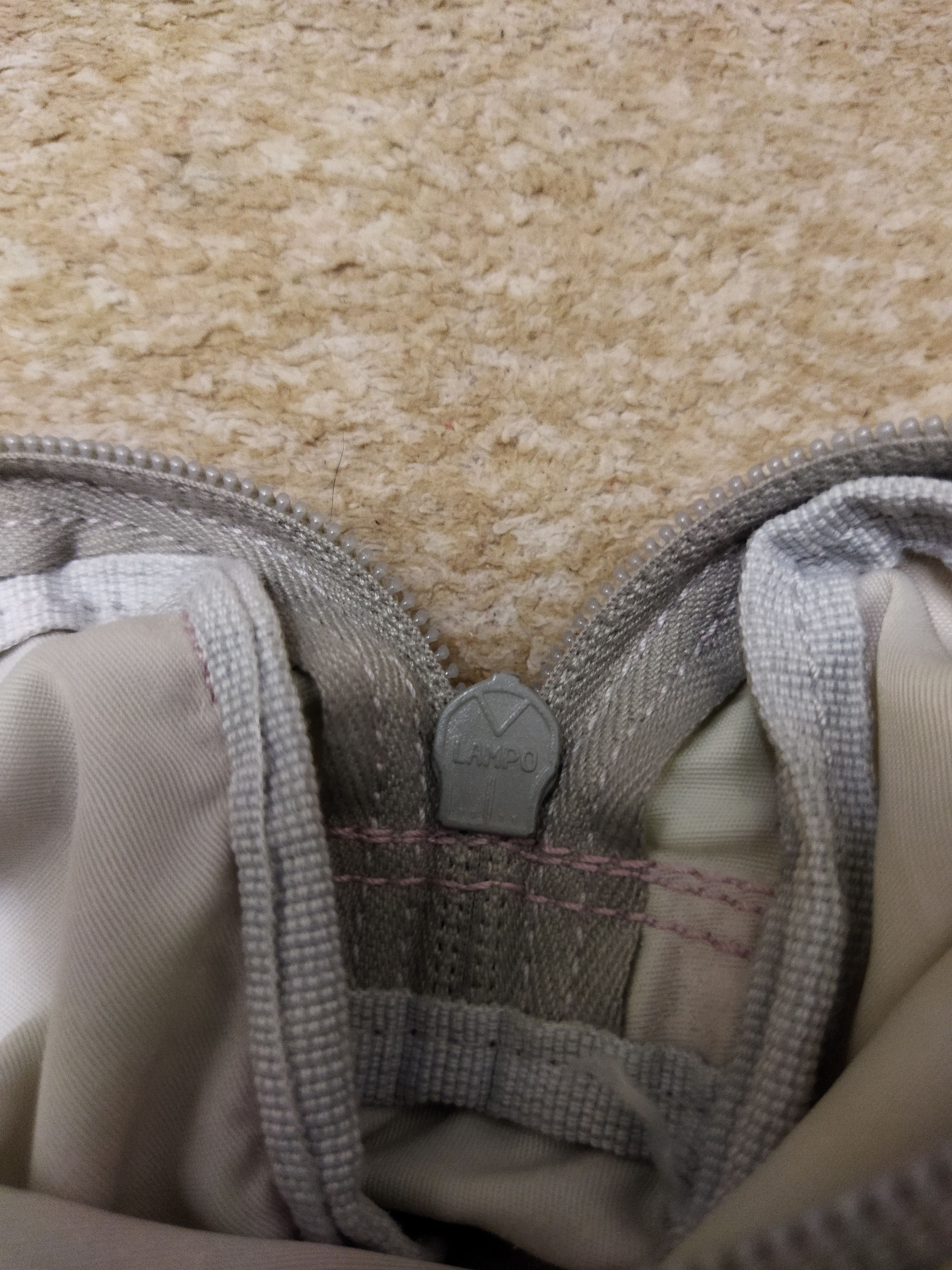 Prada Last drop!!! Prada Nylon Pouches Size ONE SIZE - 6 Thumbnail