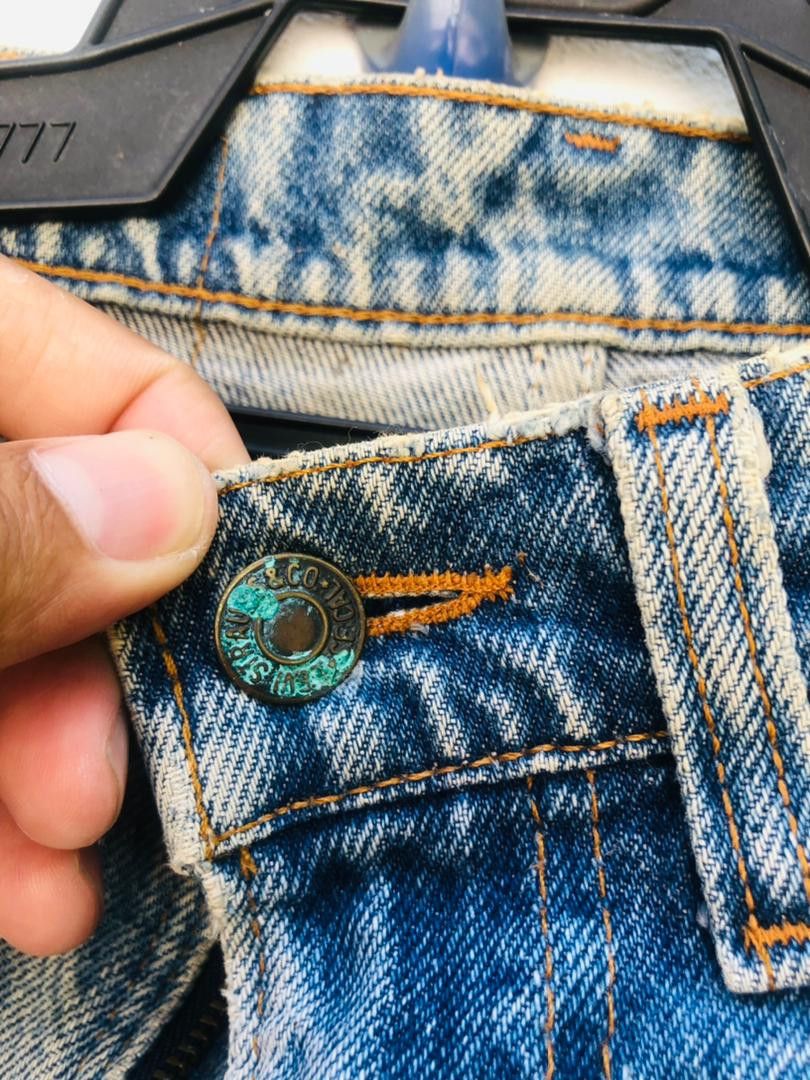 Levi's Vintage Clothing × Vintage Vintage Levis Distressed Designer Fashion Style Size US 30 / EU 46 - 7 Thumbnail