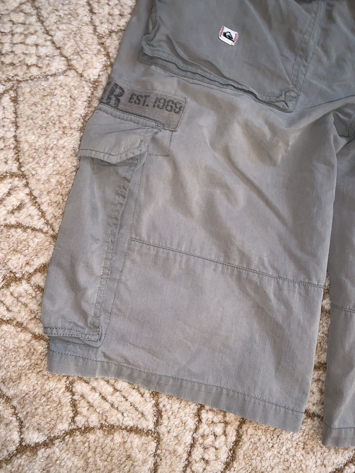 Quicksilver × Quiksilver Vintage quiksilver M faded khaki military cargo shorts 🩳 Size US 34 / EU 50 - 23 Thumbnail