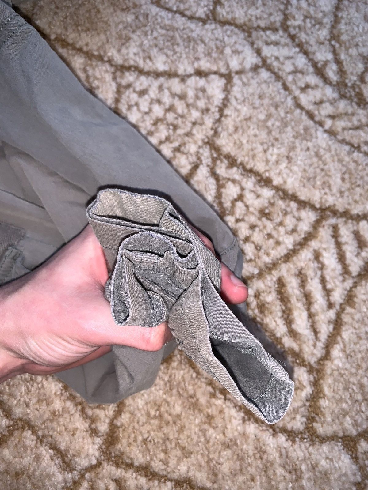 Quicksilver × Quiksilver Vintage quiksilver M faded khaki military cargo shorts 🩳 Size US 34 / EU 50 - 24 Thumbnail
