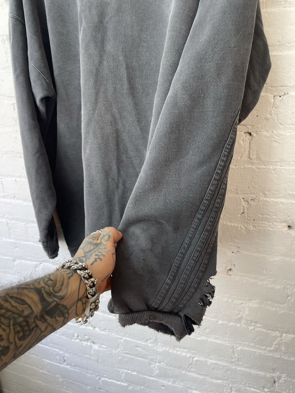 Adidas × Vintage Vintage THRASHED Faded Black Wash XL Adidas Sweater Size US XL / EU 56 / 4 - 4 Thumbnail
