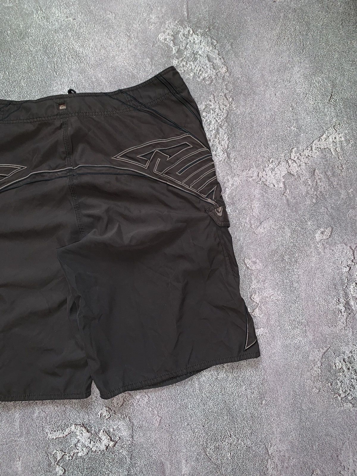 Quicksilver × Quiksilver Quiksilver 36 surfing style shorts 🩳 beach golf tennis y2k Size US 36 / EU 52 - 18 Thumbnail