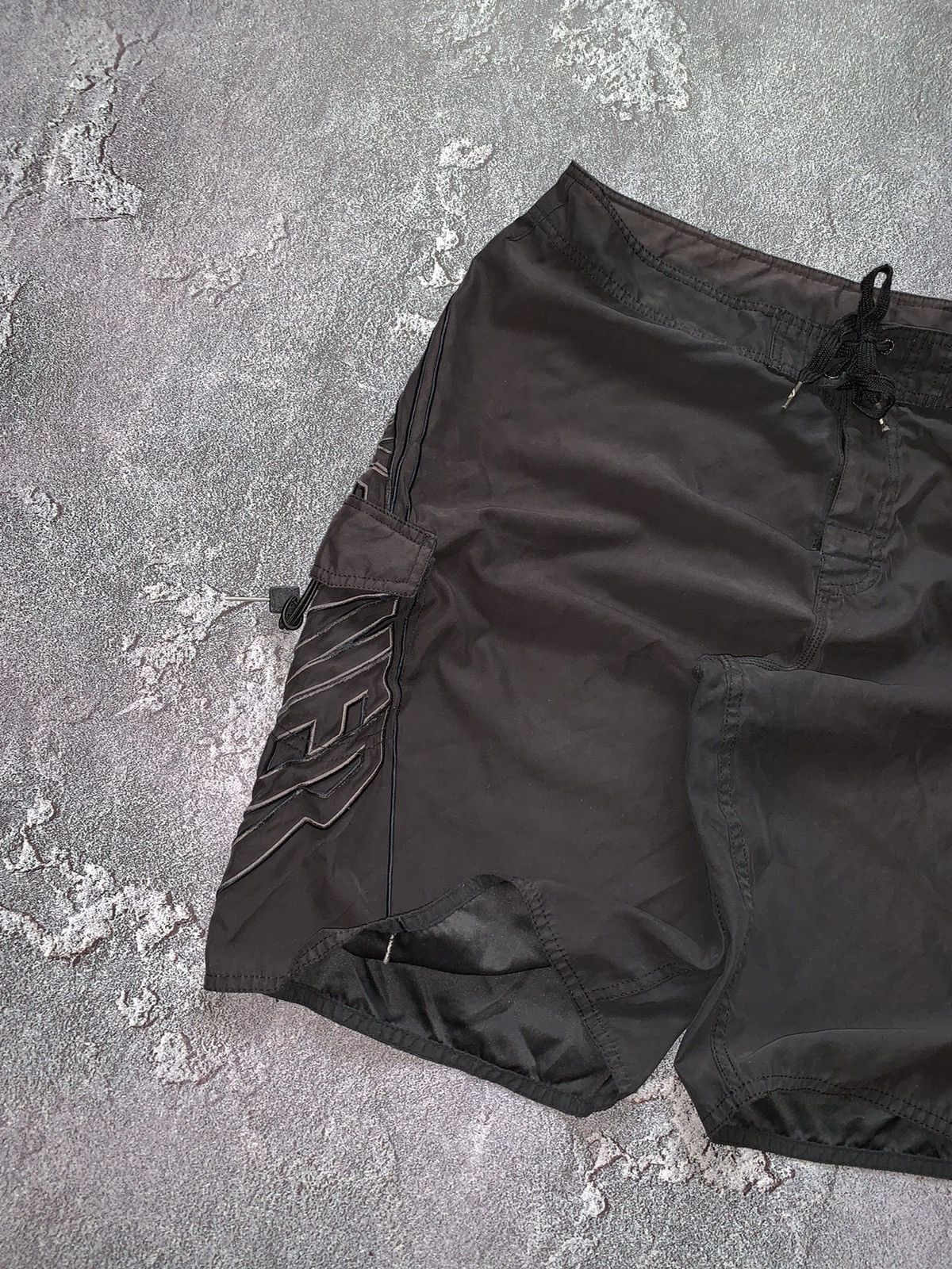 Quicksilver × Quiksilver Quiksilver 36 surfing style shorts 🩳 beach golf tennis y2k Size US 36 / EU 52 - 2 Thumbnail