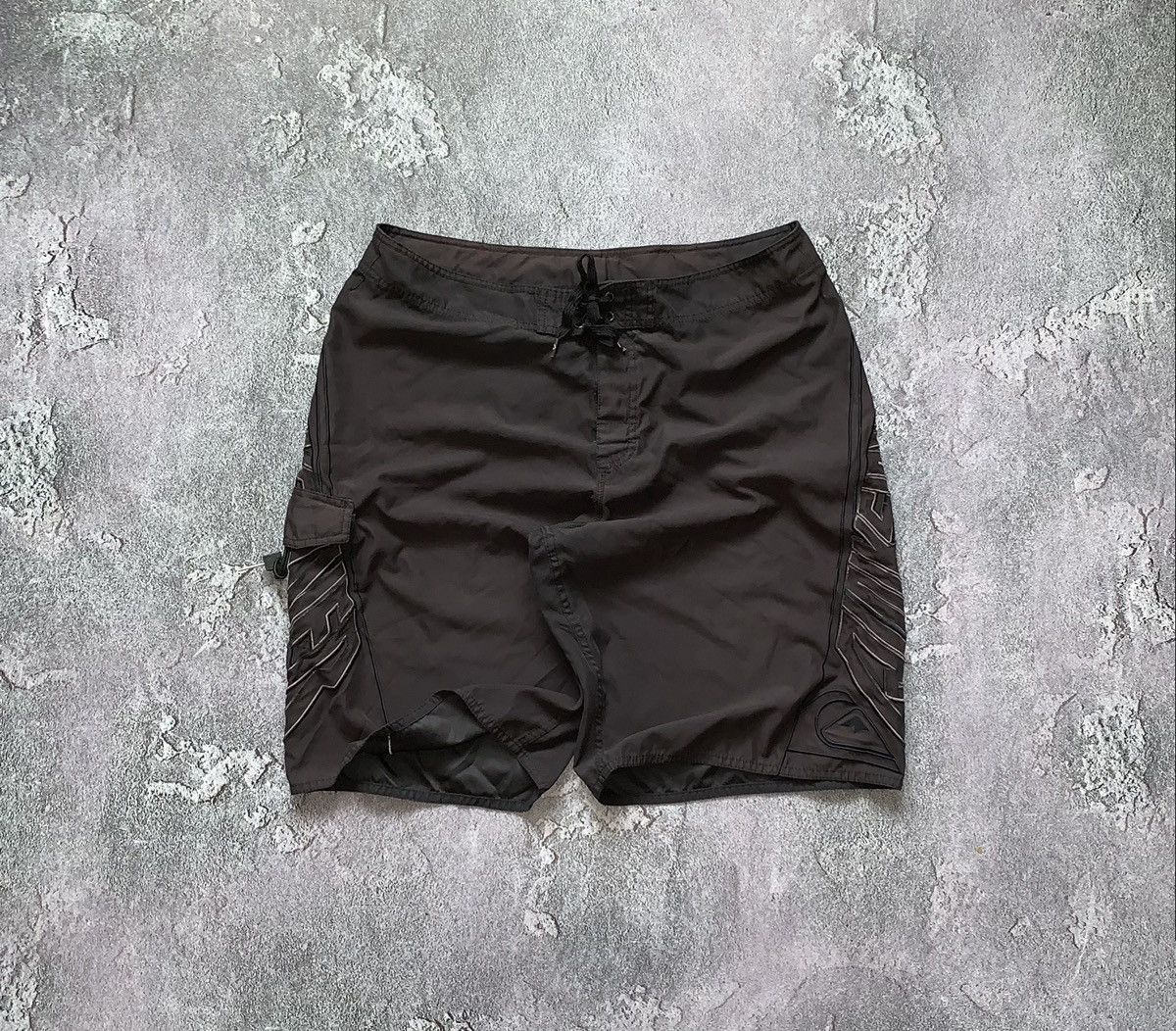 Quicksilver × Quiksilver Quiksilver 36 surfing style shorts 🩳 beach golf tennis y2k Size US 36 / EU 52 - 1 Thumbnail