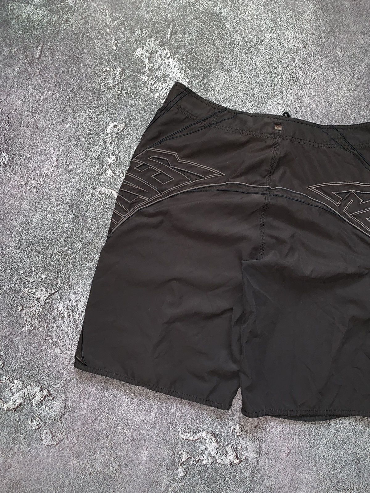 Quicksilver × Quiksilver Quiksilver 36 surfing style shorts 🩳 beach golf tennis y2k Size US 36 / EU 52 - 17 Thumbnail