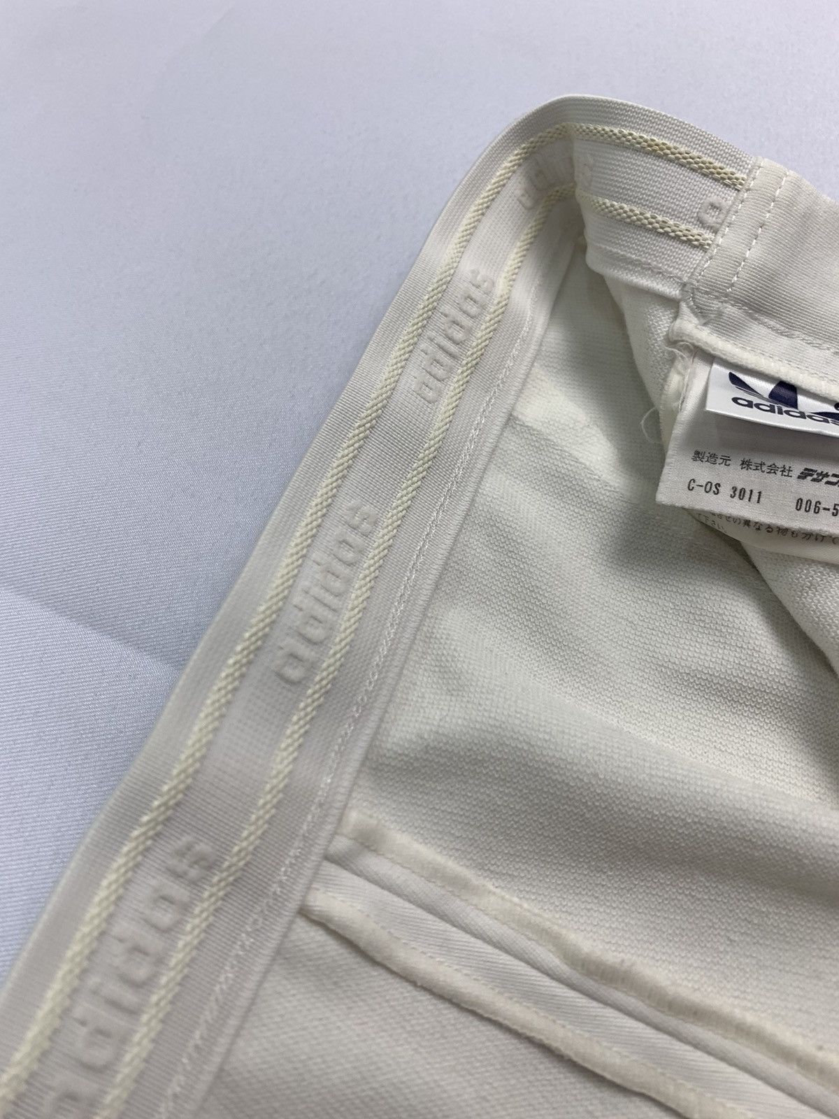 Adidas × Japanese Brand × Vintage Vintage 70s ADIDAS x DESCENTE Classic Surf Mini Short Pant Size US 28 / EU 44 - 19 Thumbnail