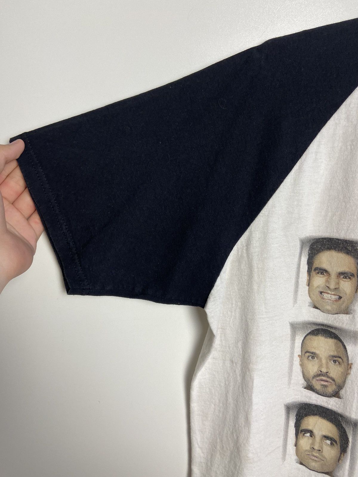 Band Tees Vintage Busted Half Way There Tour 2019 T-Shirt XL Size Size US XL / EU 56 / 4 - 8 Thumbnail