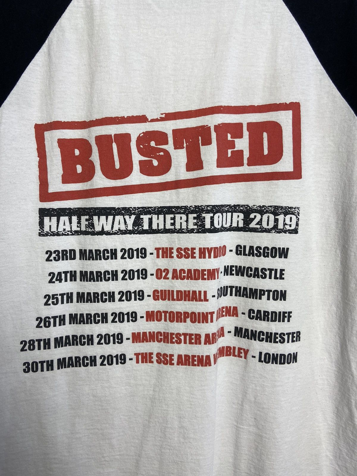 Band Tees Vintage Busted Half Way There Tour 2019 T-Shirt XL Size Size US XL / EU 56 / 4 - 12 Thumbnail