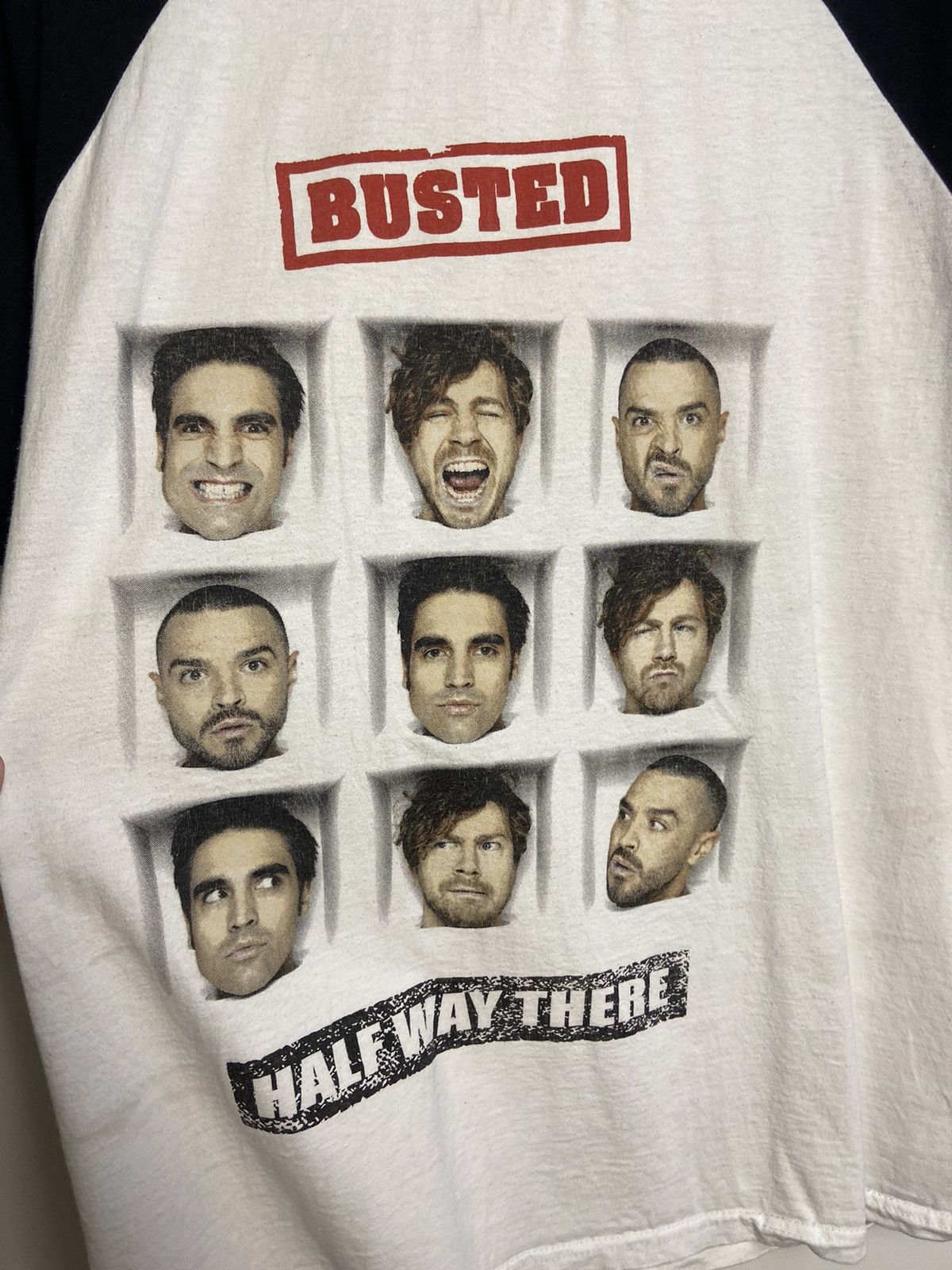 Band Tees Vintage Busted Half Way There Tour 2019 T-Shirt XL Size Size US XL / EU 56 / 4 - 4 Thumbnail