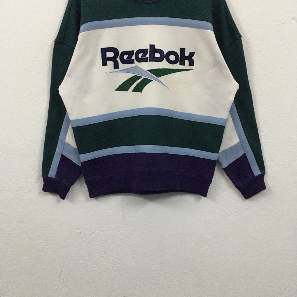 Reebok × Vintage Rare Vintage Reebok Big Logo Embroidery Sweatshirt Size US M / EU 48-50 / 2 - 5 Thumbnail
