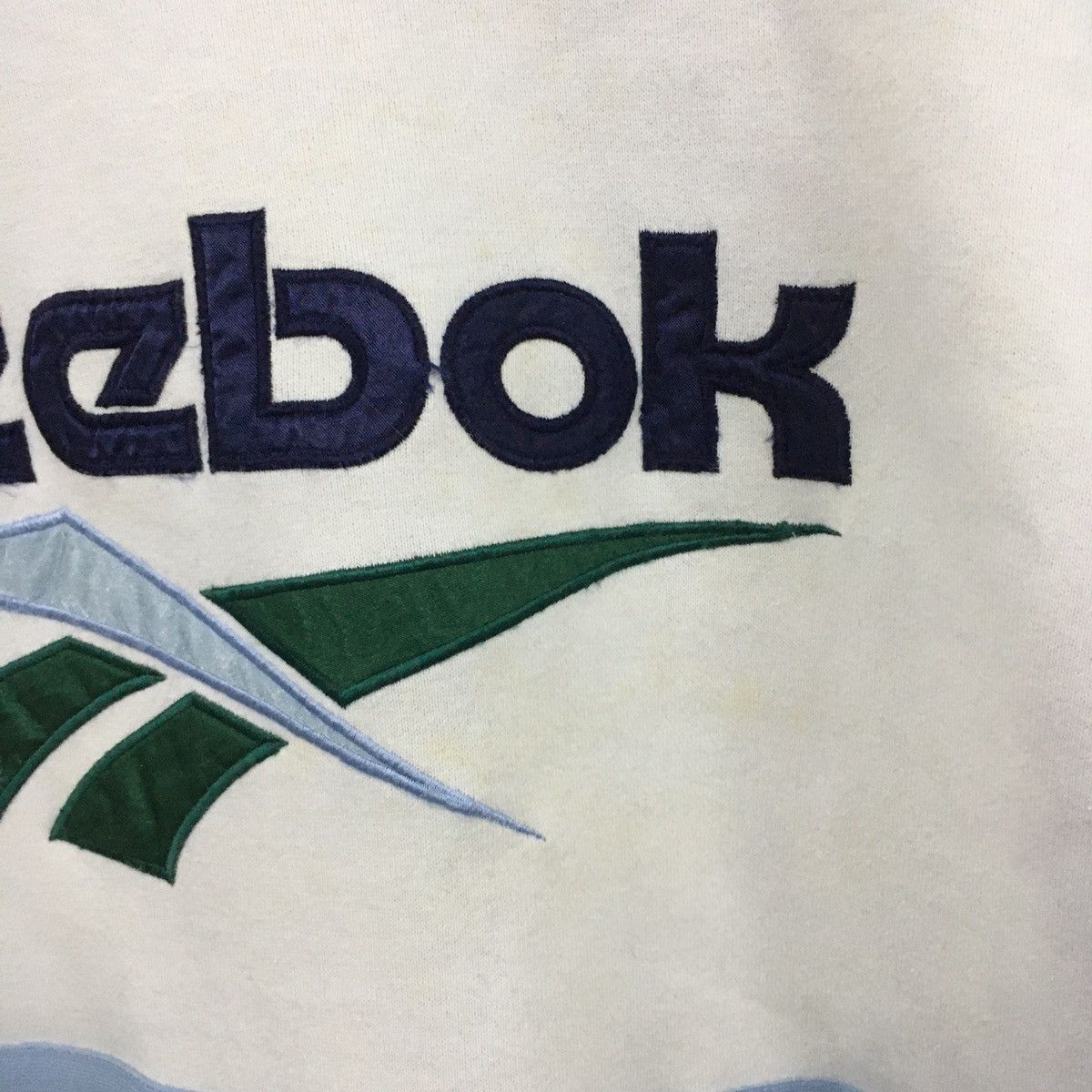 Reebok × Vintage Rare Vintage Reebok Big Logo Embroidery Sweatshirt Size US M / EU 48-50 / 2 - 13 Thumbnail