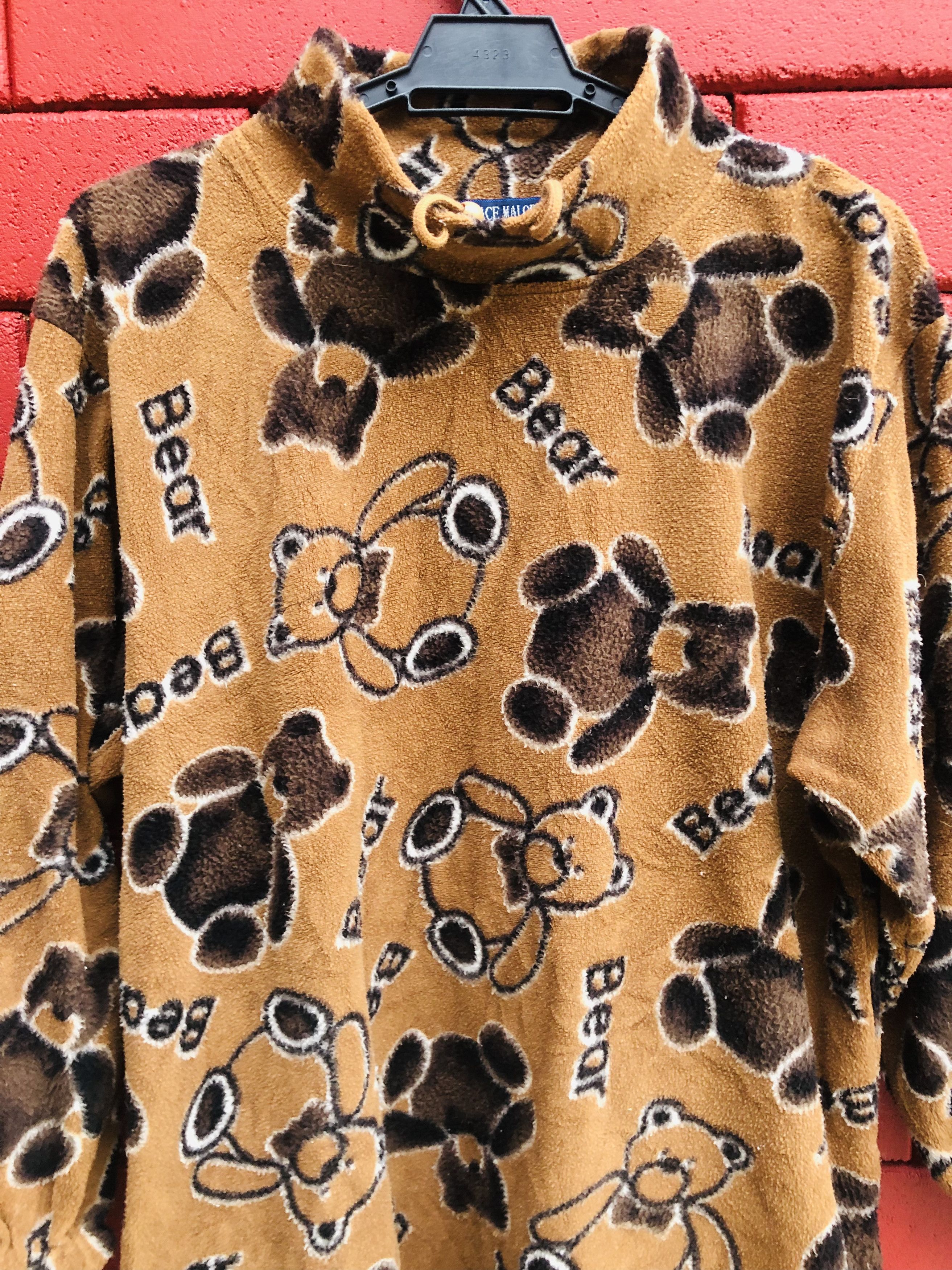 Japanese Brand Vintage Grace Malor Bear Fashion Style Long Sleeve Size US M / EU 48-50 / 2 - 4 Thumbnail