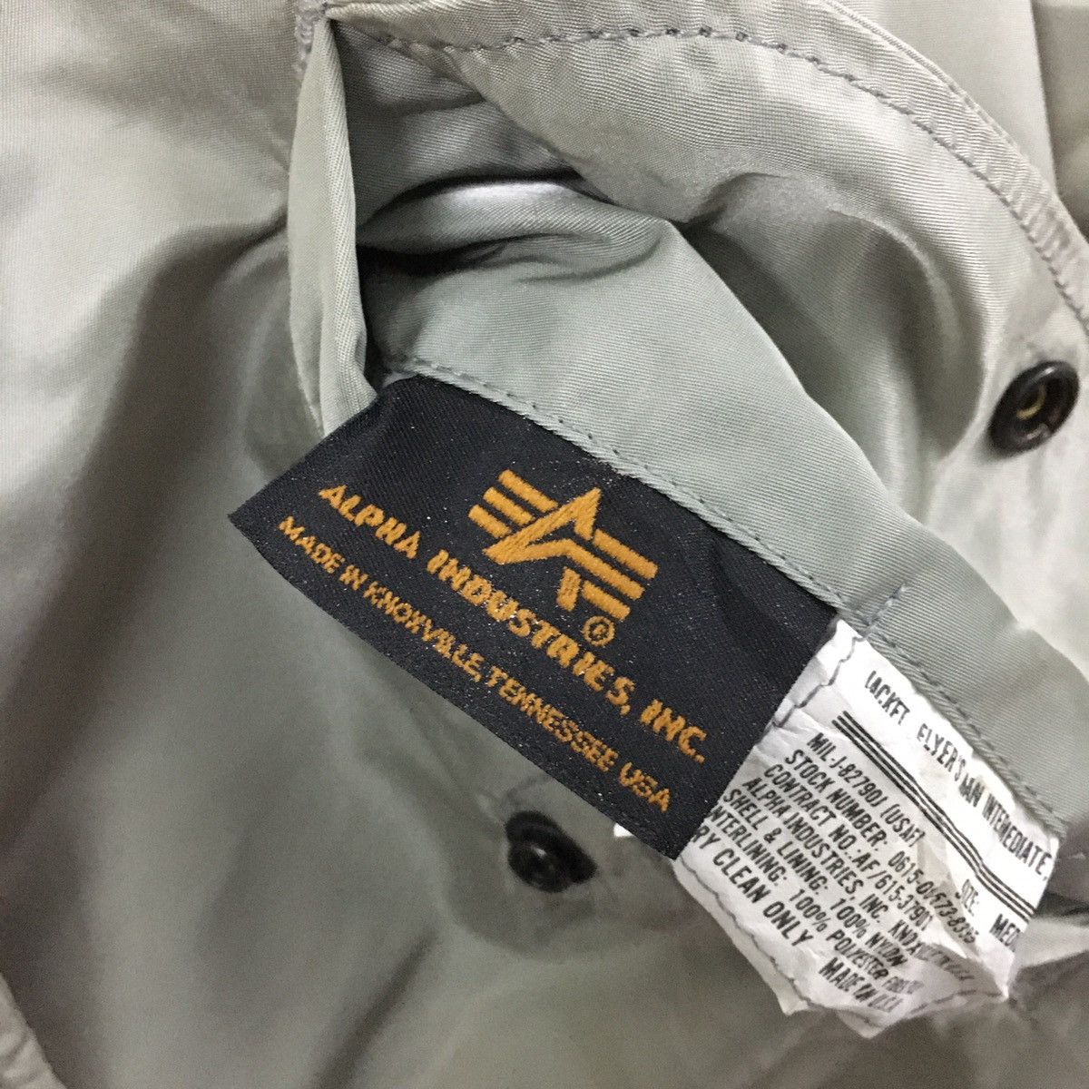 Alpha Industries × Vintage Vintage Alpha Industries Flight Bomber Jacket Size US M / EU 48-50 / 2 - 4 Thumbnail