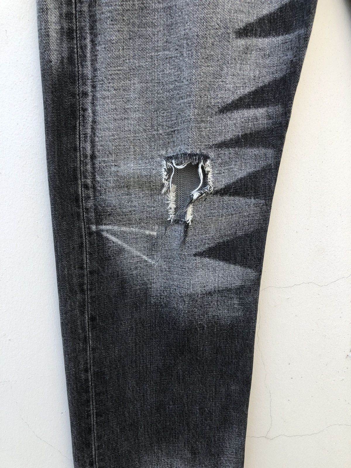 Levi's Vintage Y2K 2003 Levi’s 501 Jeans Distressed Laser Denim Size US 30 / EU 46 - 9 Thumbnail