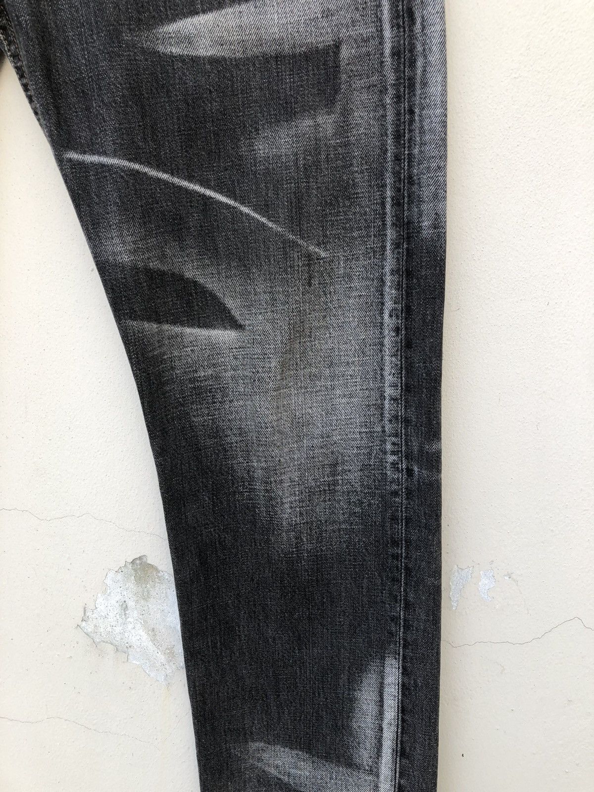 Levi's Vintage Y2K 2003 Levi’s 501 Jeans Distressed Laser Denim Size US 30 / EU 46 - 13 Thumbnail
