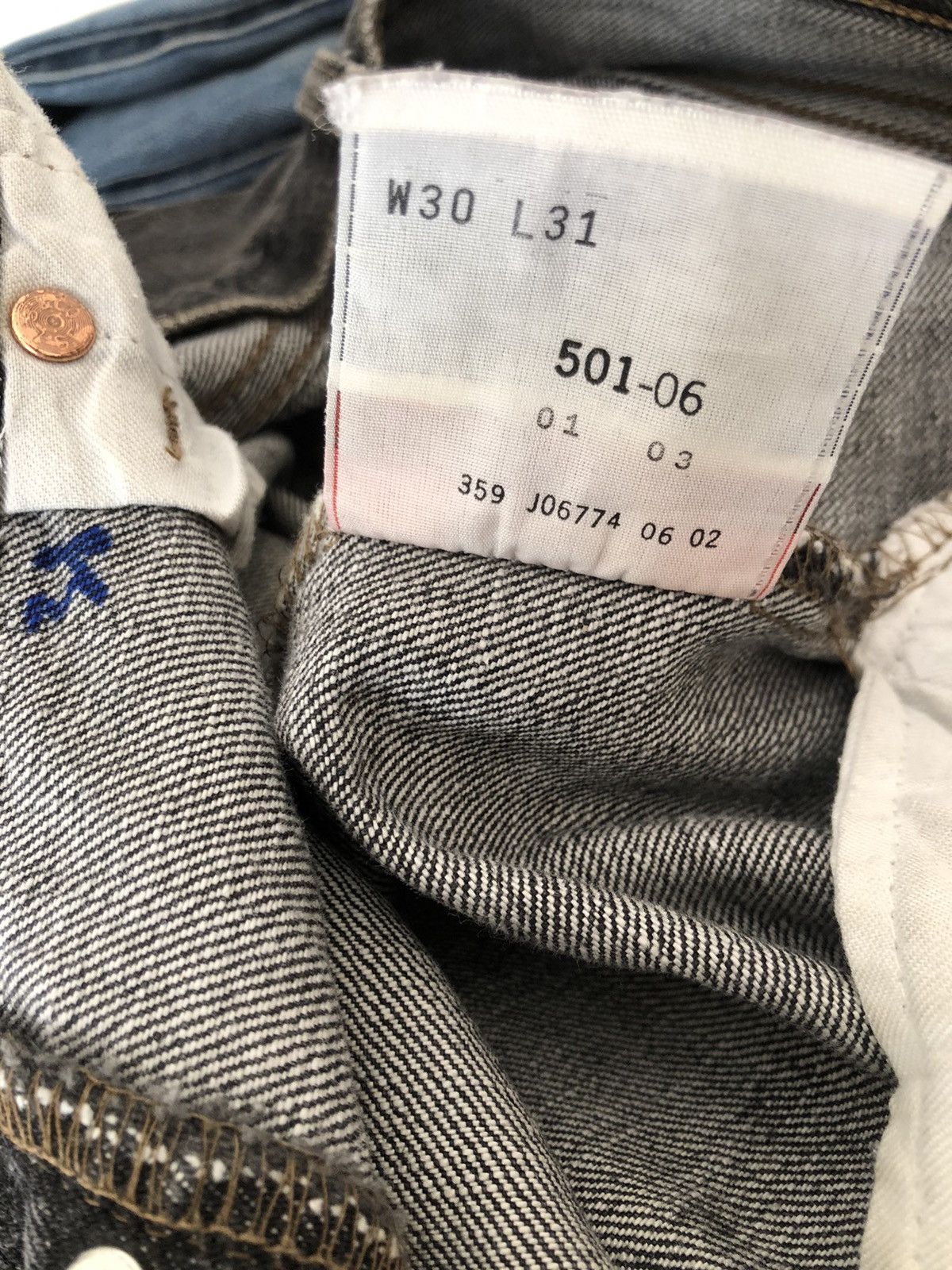 Levi's Vintage Y2K 2003 Levi’s 501 Jeans Distressed Laser Denim Size US 30 / EU 46 - 25 Thumbnail