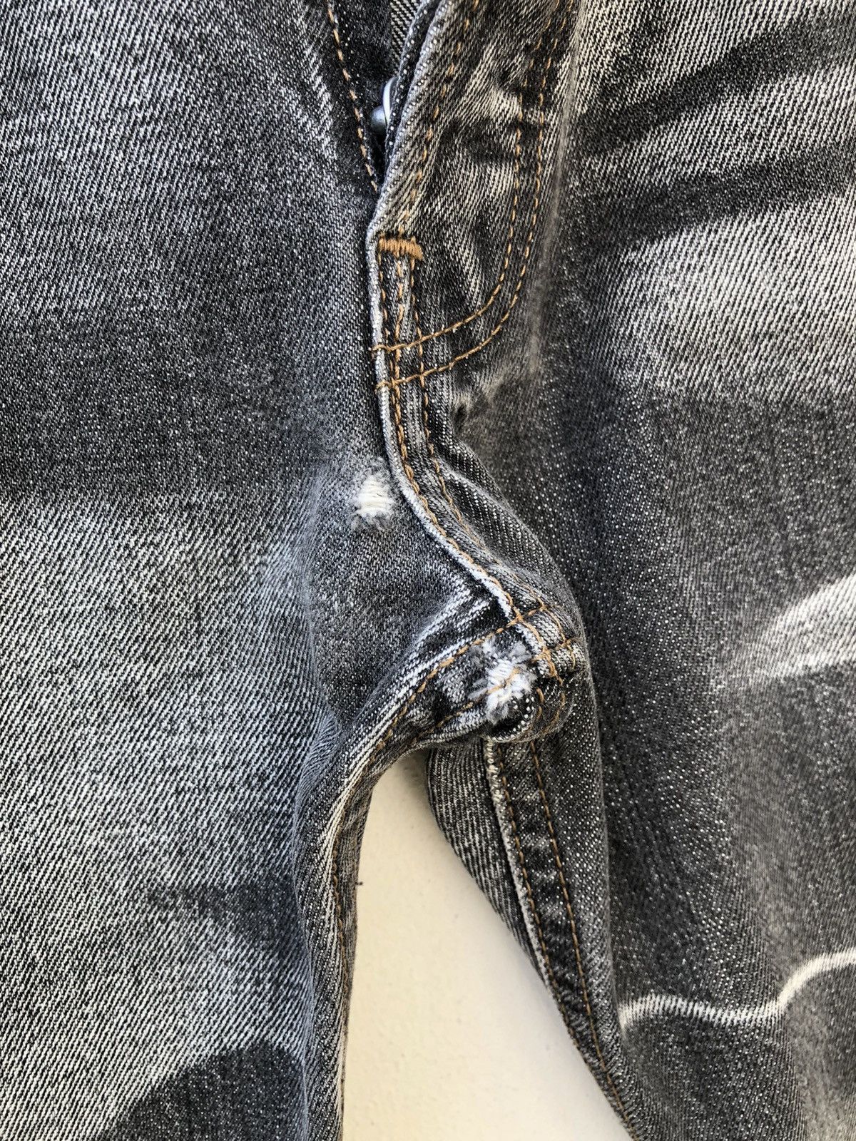 Levi's Vintage Y2K 2003 Levi’s 501 Jeans Distressed Laser Denim Size US 30 / EU 46 - 8 Thumbnail