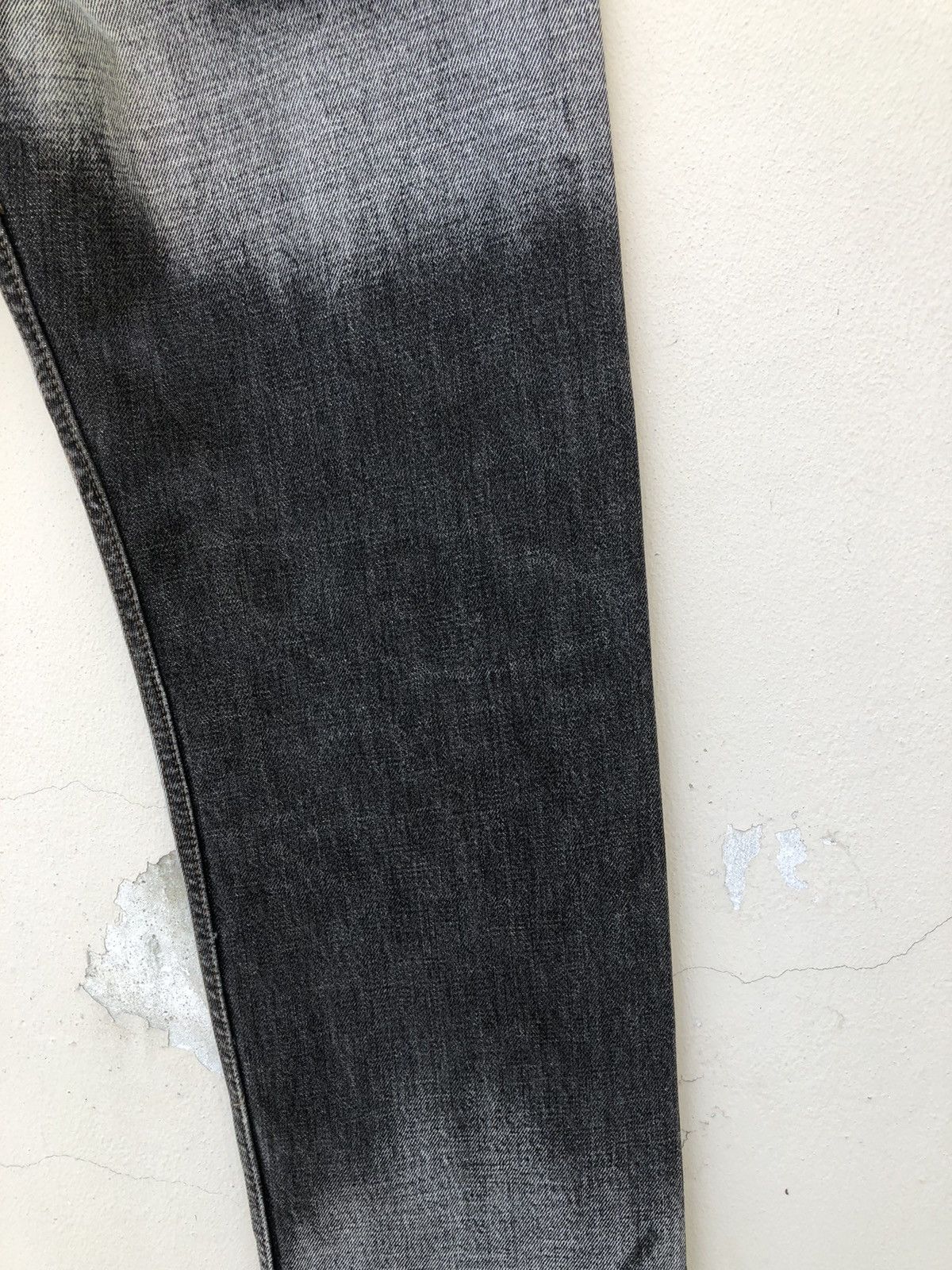 Levi's Vintage Y2K 2003 Levi’s 501 Jeans Distressed Laser Denim Size US 30 / EU 46 - 21 Thumbnail
