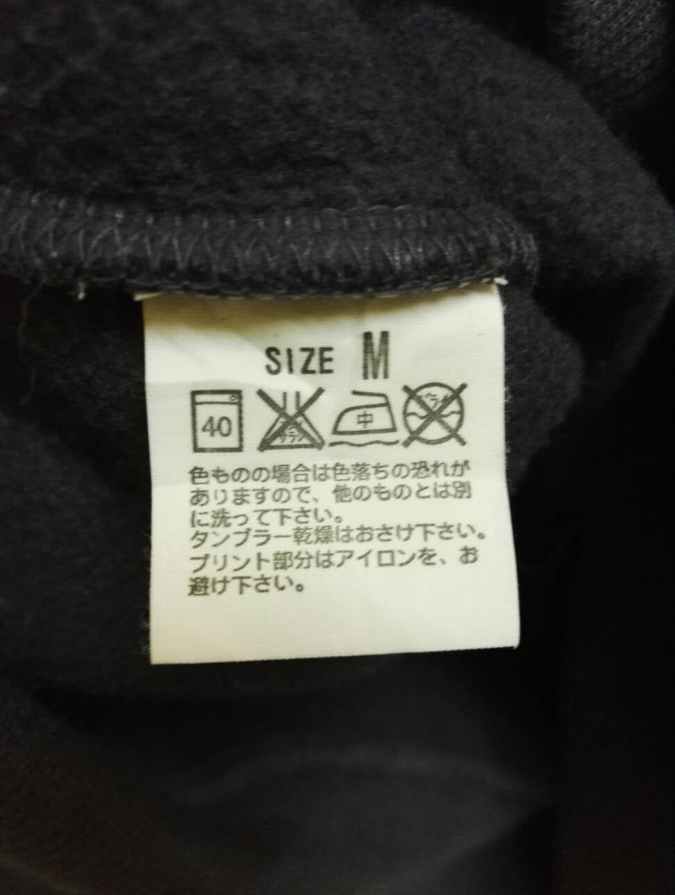 Levi's Vintage Clothing Vintage Sweatshirt Levis Red TaB Good Condition (code 3) Size US M / EU 48-50 / 2 - 5 Thumbnail