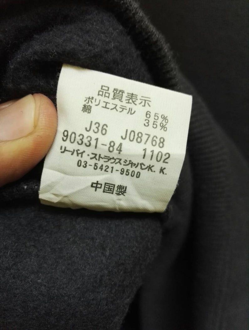 Levi's Vintage Clothing Vintage Sweatshirt Levis Red TaB Good Condition (code 3) Size US M / EU 48-50 / 2 - 6 Thumbnail