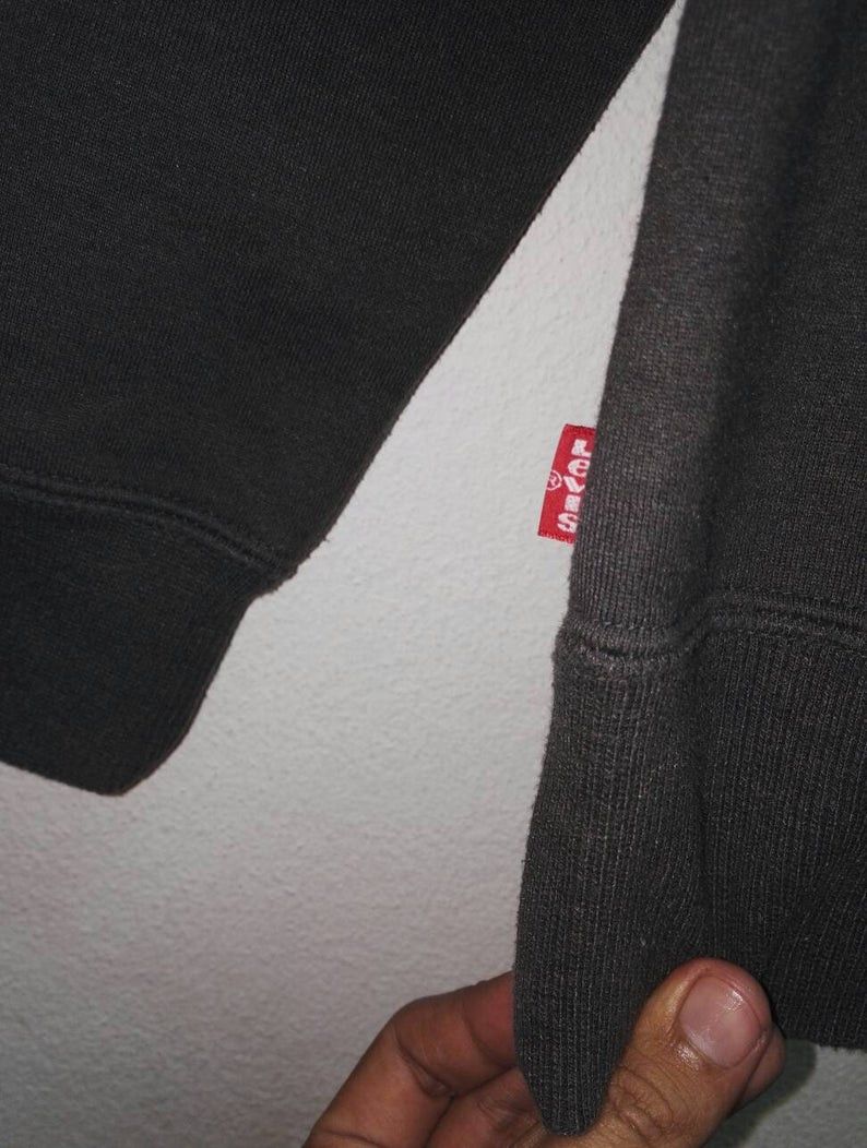 Levi's Vintage Clothing Vintage Sweatshirt Levis Red TaB Good Condition (code 3) Size US M / EU 48-50 / 2 - 2 Thumbnail