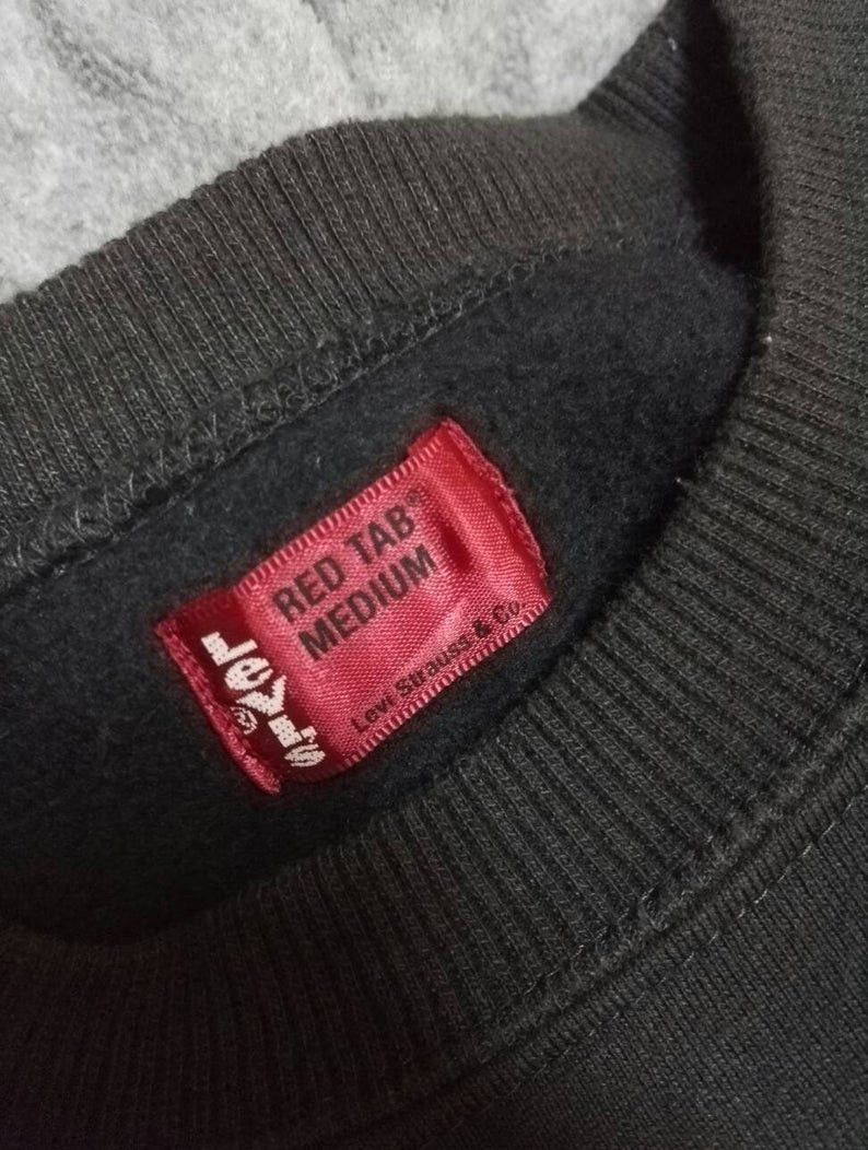 Levi's Vintage Clothing Vintage Sweatshirt Levis Red TaB Good Condition (code 3) Size US M / EU 48-50 / 2 - 4 Thumbnail