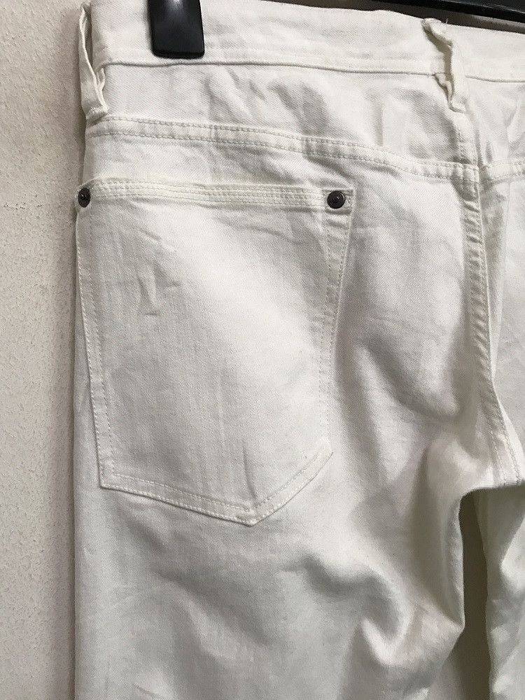 Burberry BURBERRY LONDON Made In Japan Milky White Denim Jeans Size US 30 / EU 46 - 10 Thumbnail