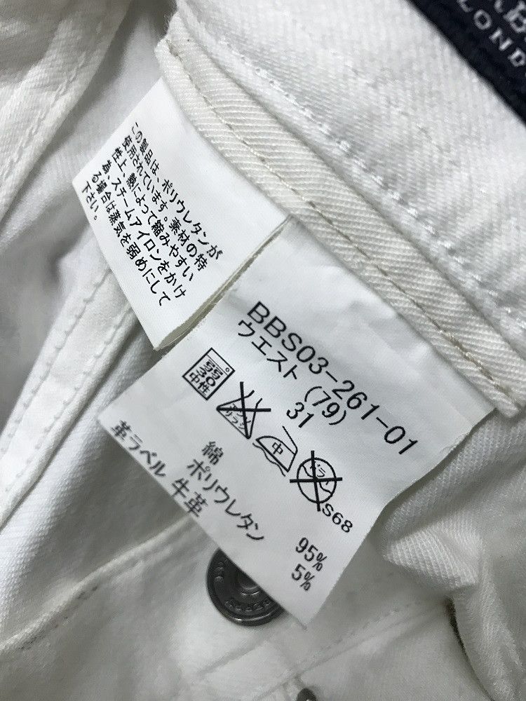 Burberry BURBERRY LONDON Made In Japan Milky White Denim Jeans Size US 30 / EU 46 - 20 Thumbnail