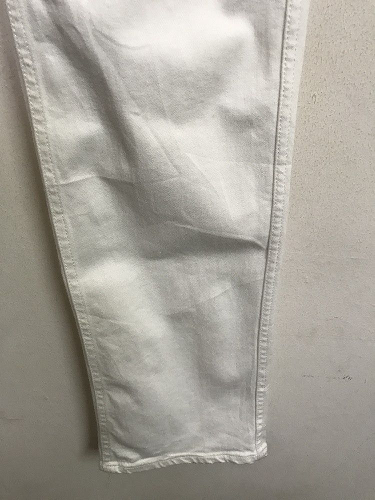 Burberry BURBERRY LONDON Made In Japan Milky White Denim Jeans Size US 30 / EU 46 - 8 Thumbnail