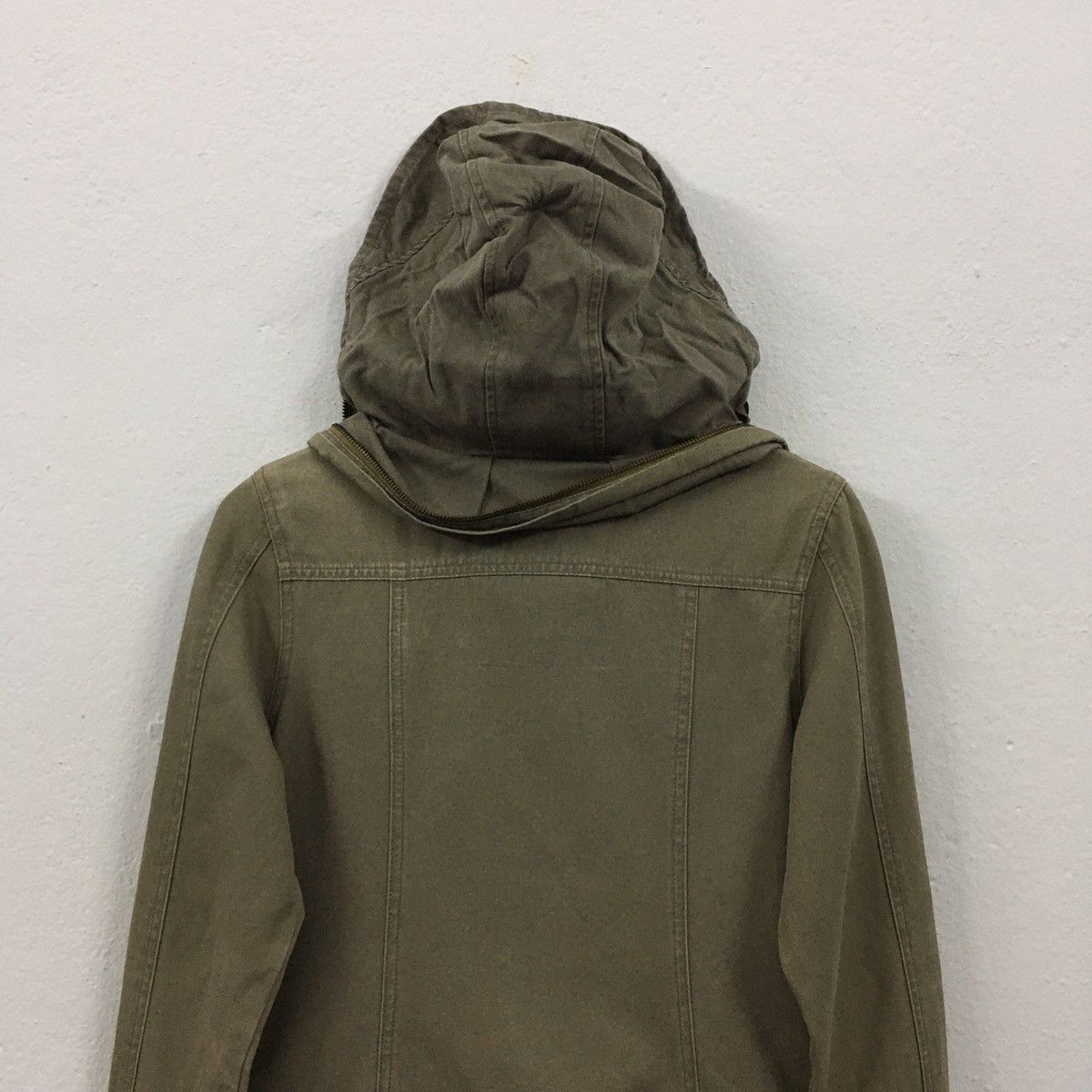 Von Dutch Rare Von Dutch Multi Pocket Hooded Jacket Size L / US 10 / IT 46 - 7 Thumbnail