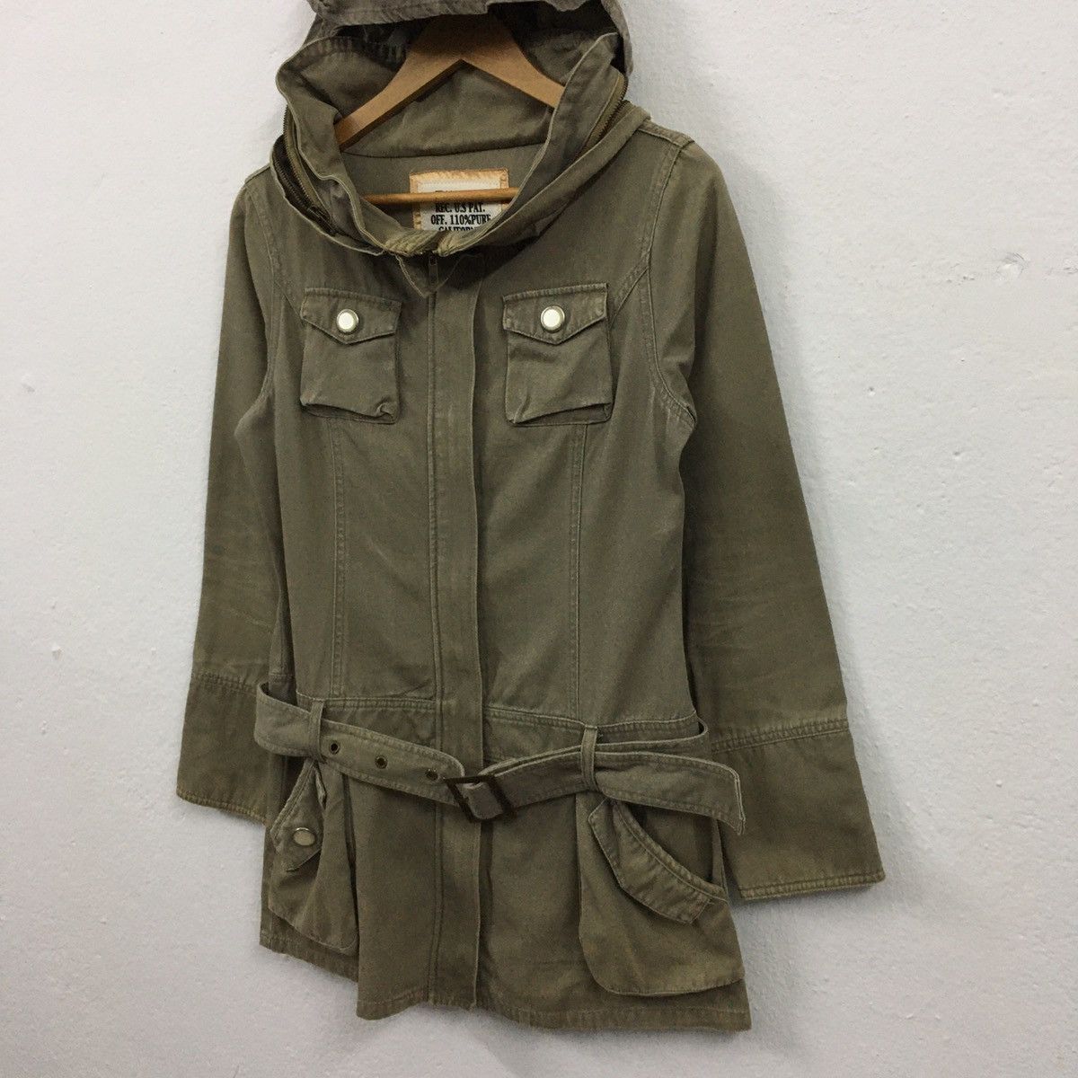 Von Dutch Rare Von Dutch Multi Pocket Hooded Jacket Size L / US 10 / IT 46 - 5 Thumbnail