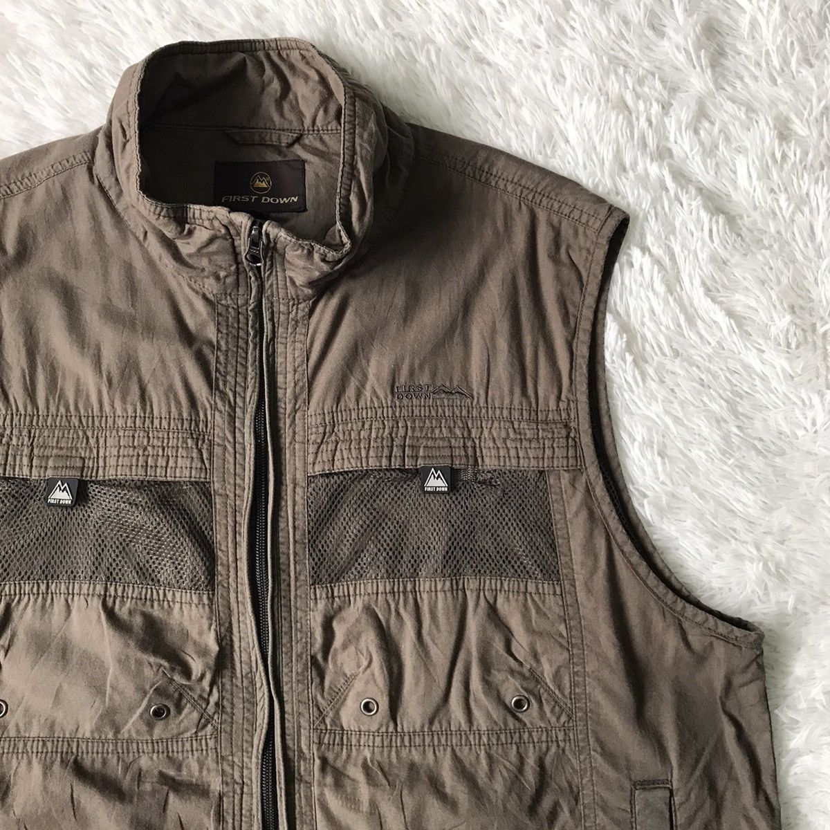 Japanese Brand First Down Exploration Outdoor Vest Size US XL / EU 56 / 4 - 4 Thumbnail