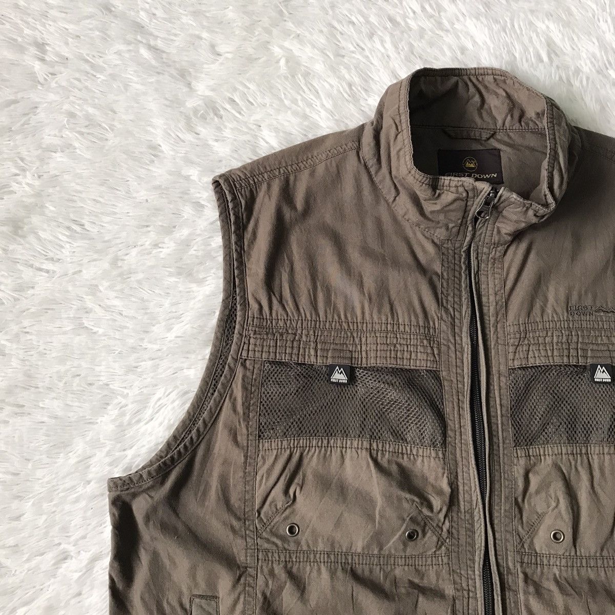 Japanese Brand First Down Exploration Outdoor Vest Size US XL / EU 56 / 4 - 3 Thumbnail
