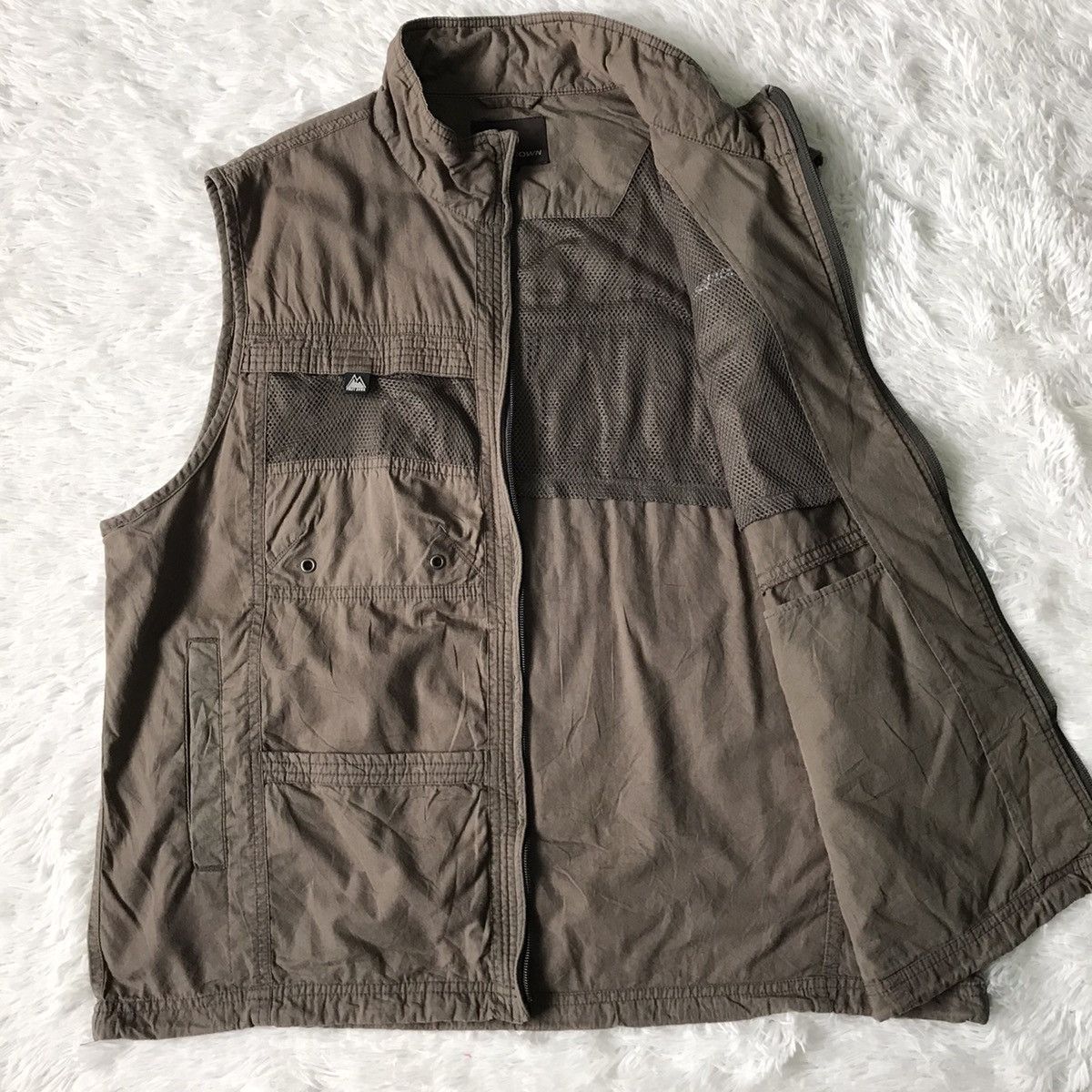 Japanese Brand First Down Exploration Outdoor Vest Size US XL / EU 56 / 4 - 13 Thumbnail