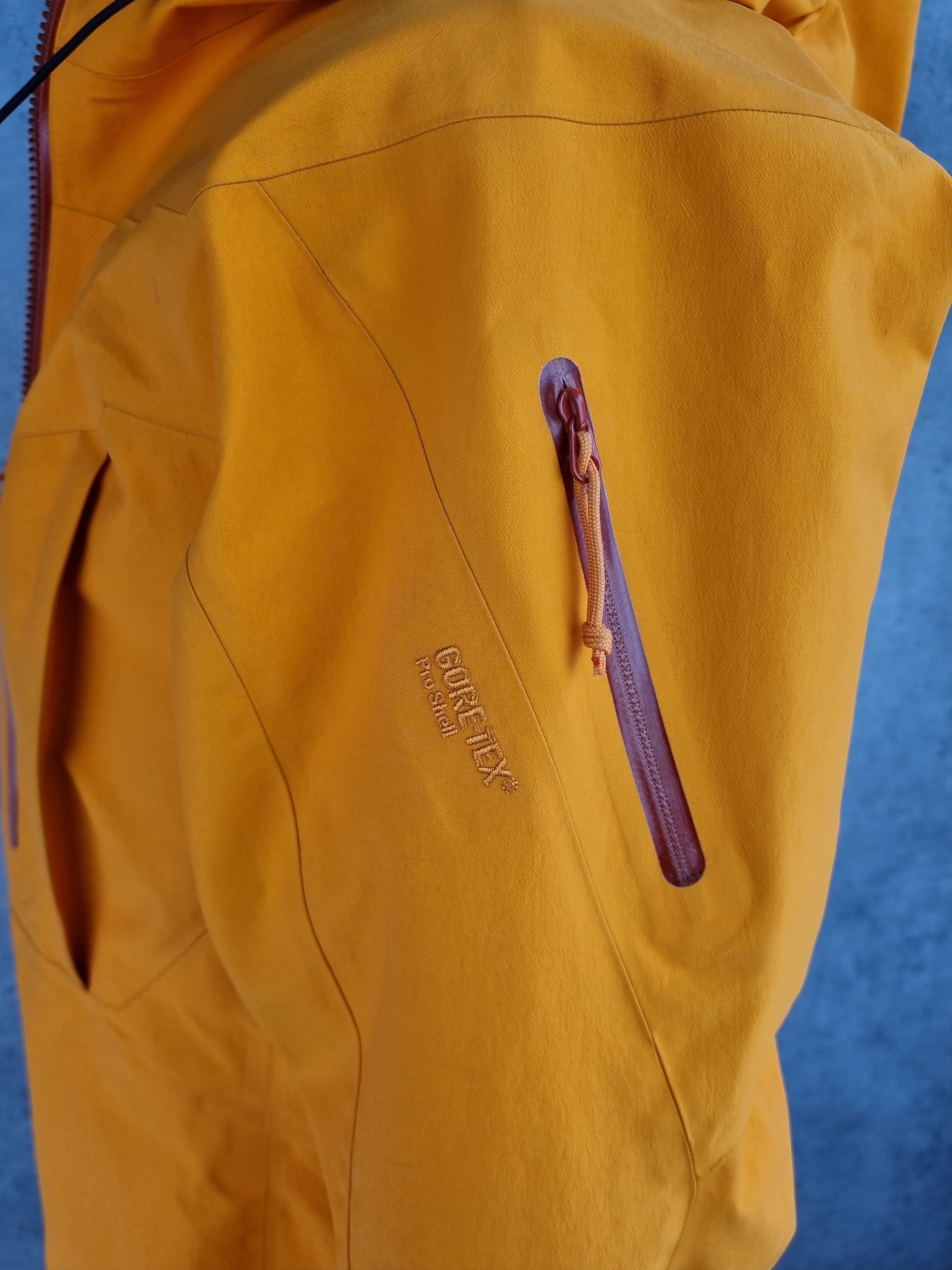 Arc'teryx × Goretex Rare Arcteryx Goretex XCR Atom Alpha Jacket Size US S / EU 44-46 / 1 - 13 Thumbnail